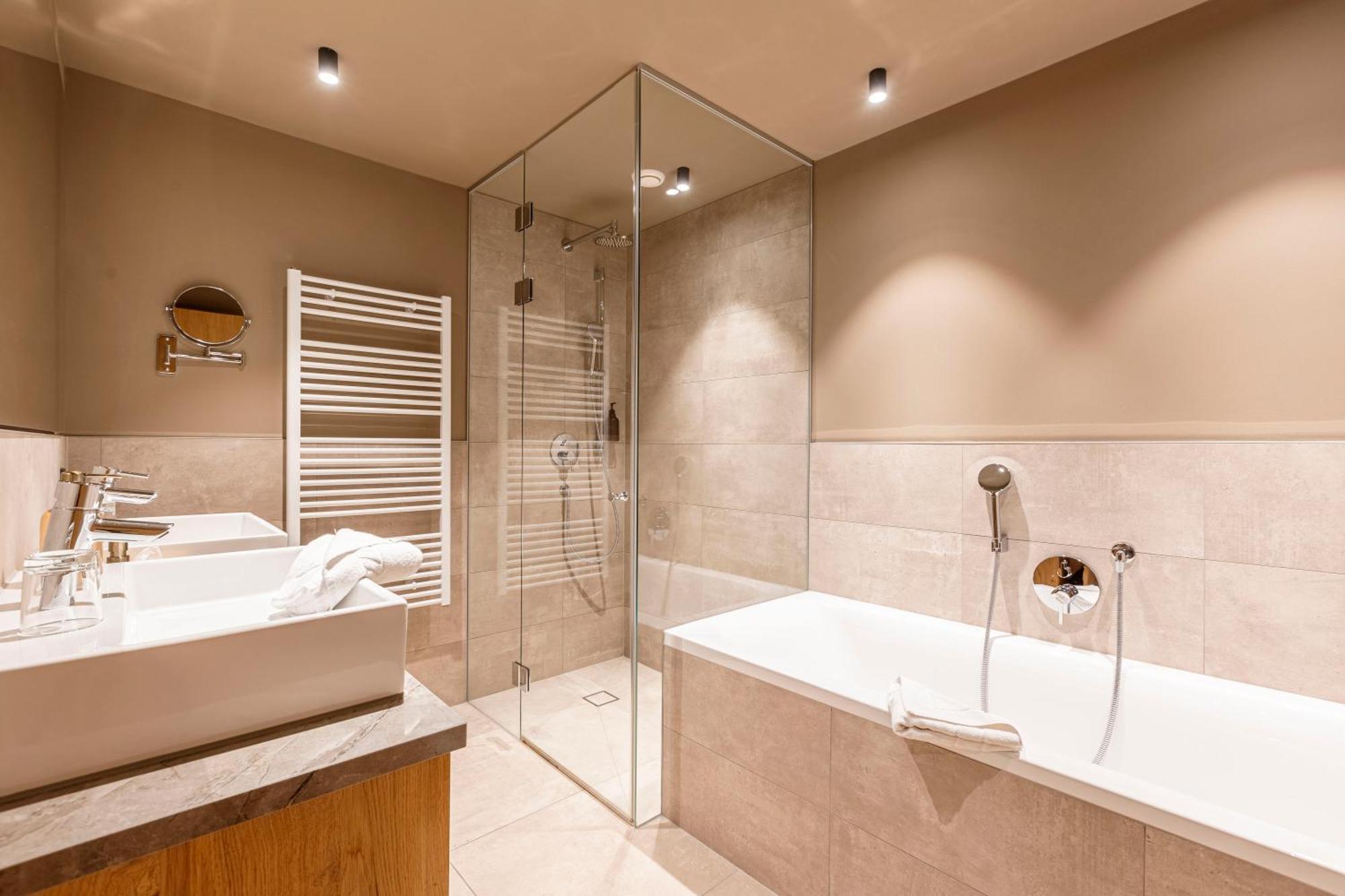 Superior One-Bedroom Apartment,1622963094:JPEG