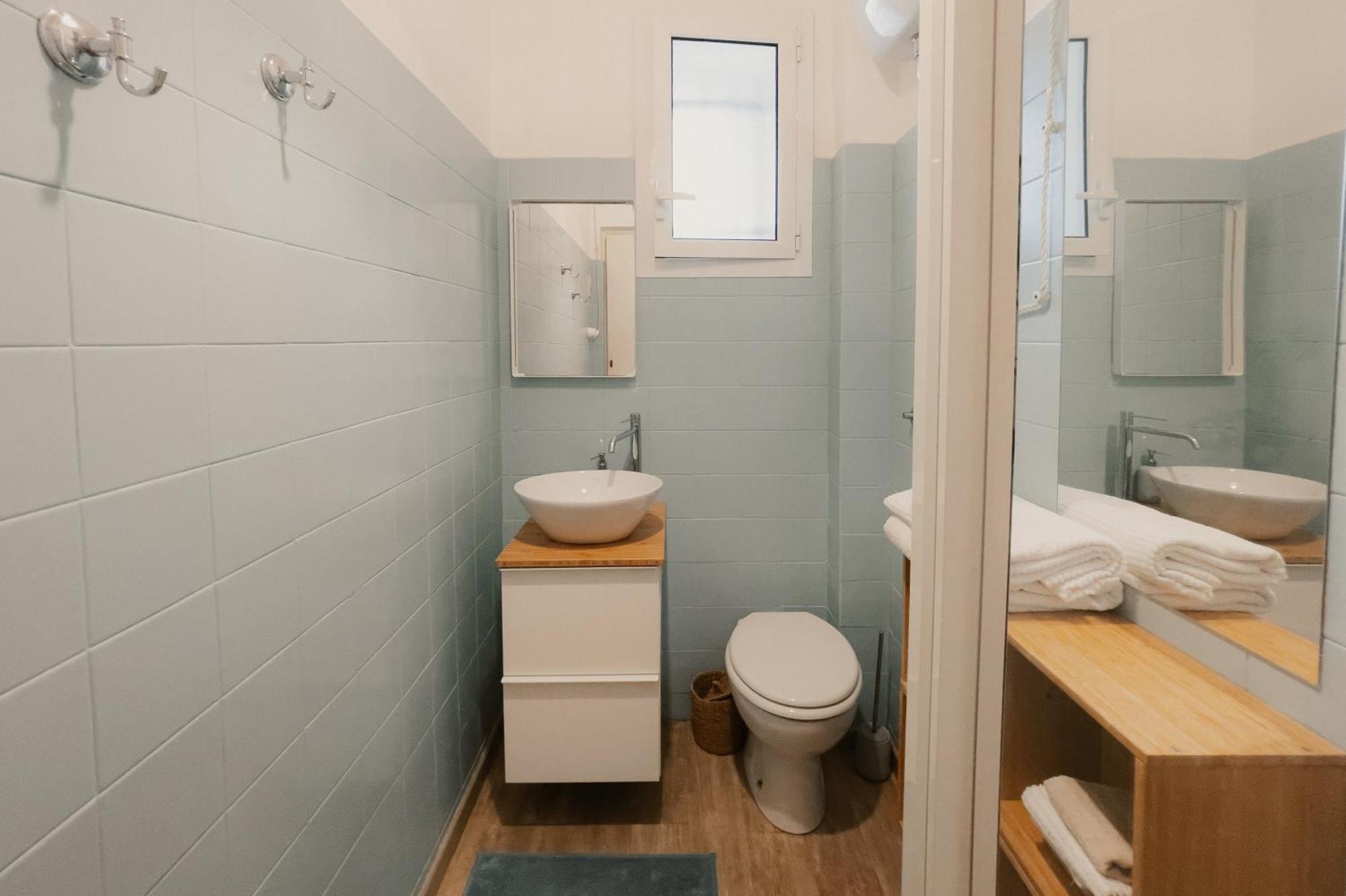 Double Room Private External Bathroom