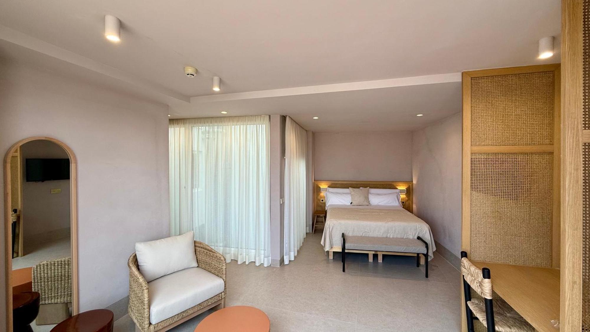 Double Room with Terrace,1625488378:JPEG