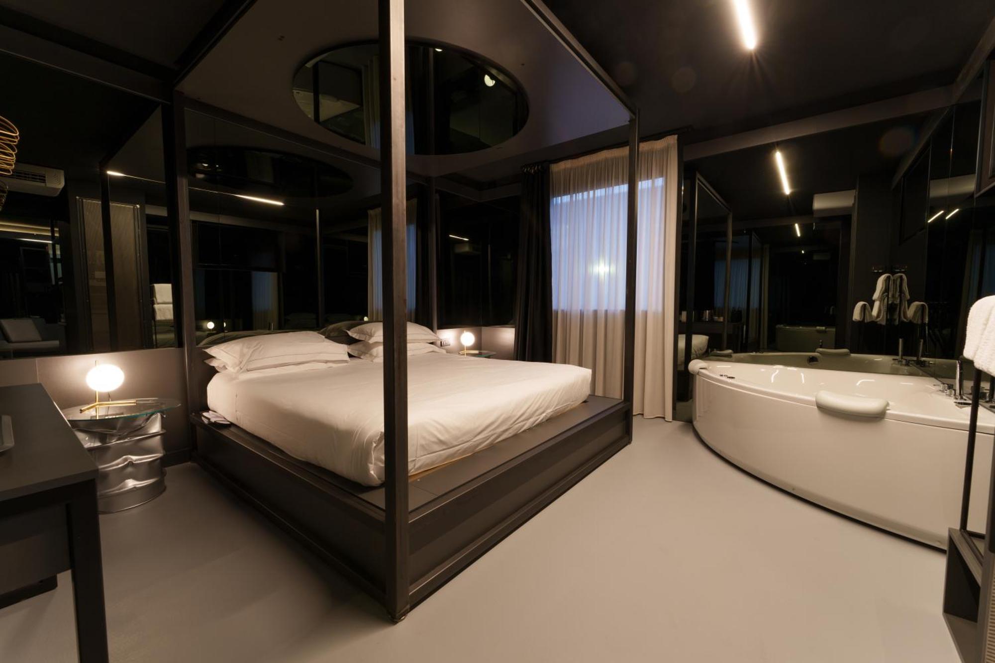 Executive King Room with Spa Bath,1629389756:JPEG