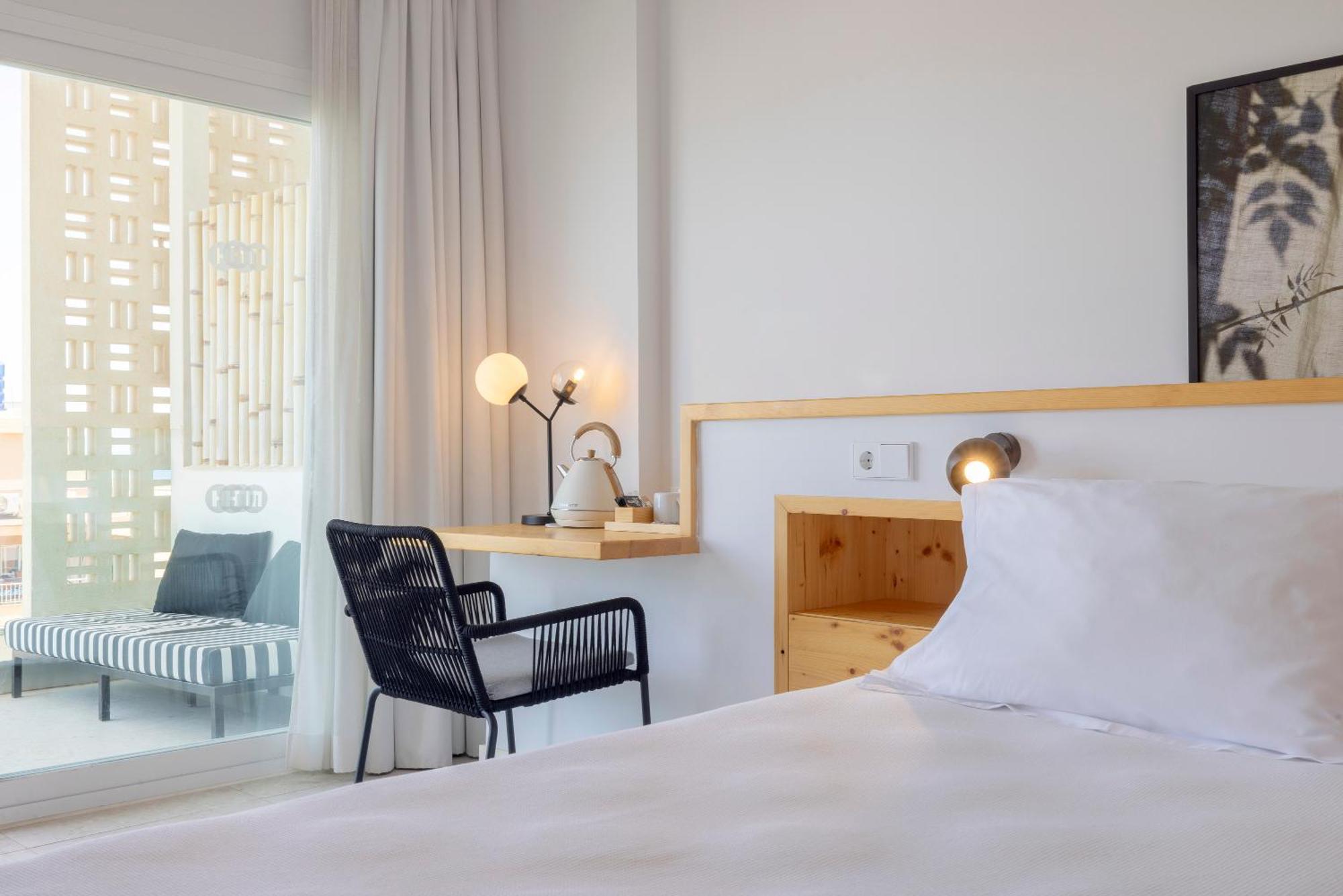 Double or Twin Room Balcony
