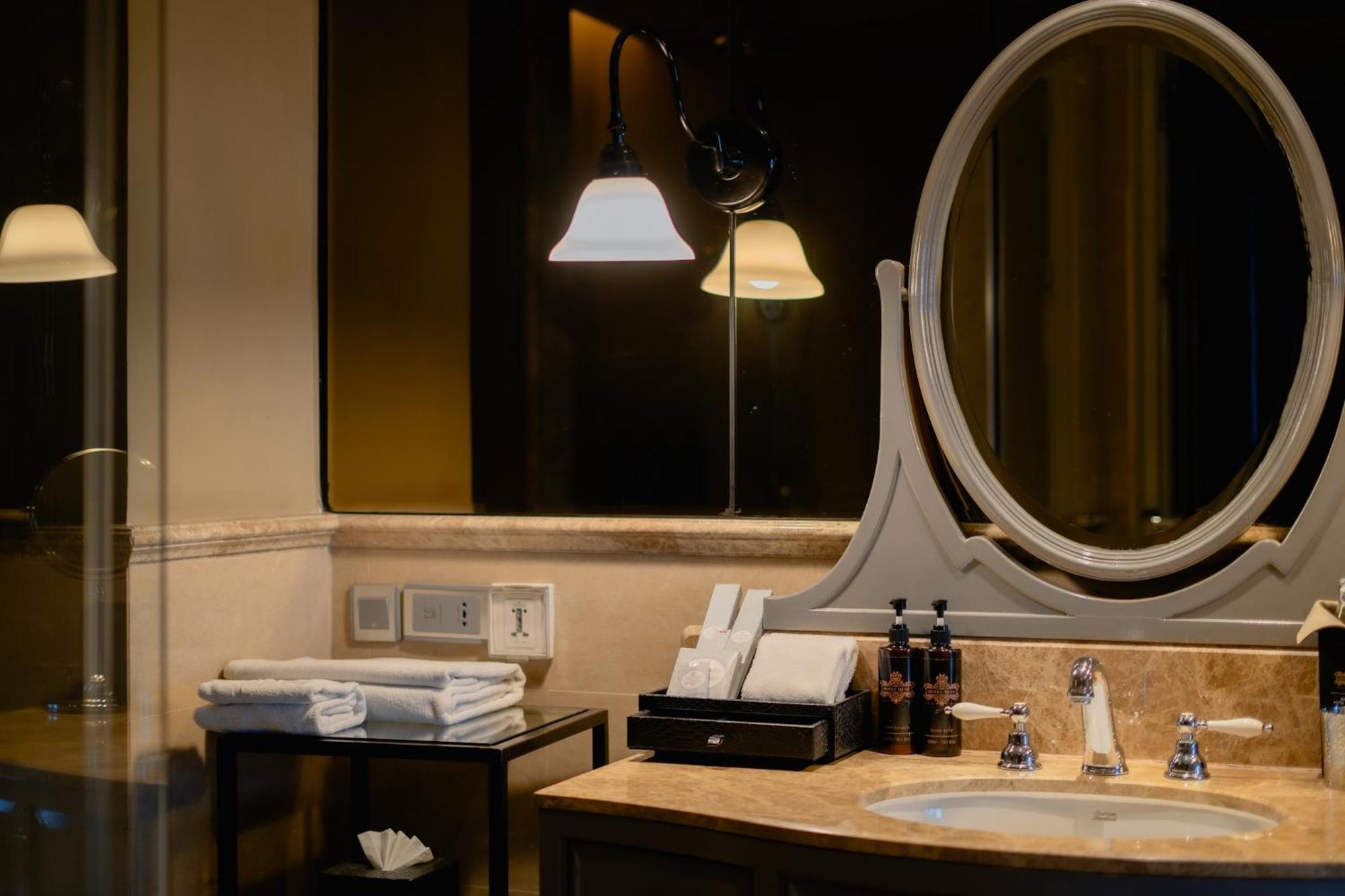 Yama Executive King Room Club Benefits