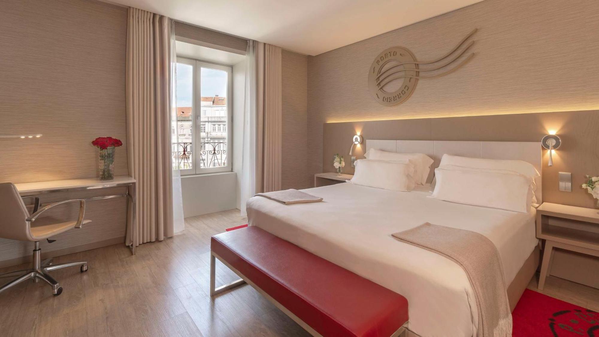 Habitación Doble Premium con vistas a la ciudad y cama supletoria - 1 o 2 camas