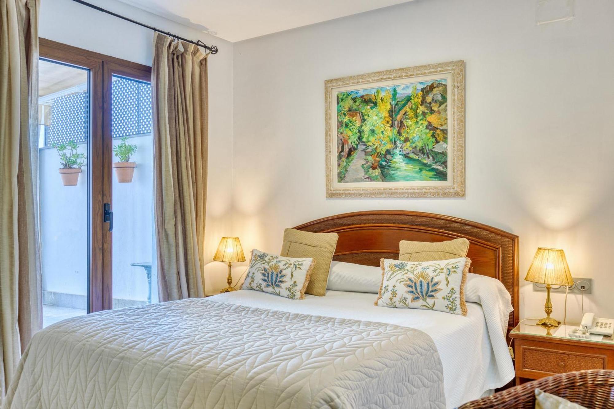 Superior Double or Twin Room Terrace