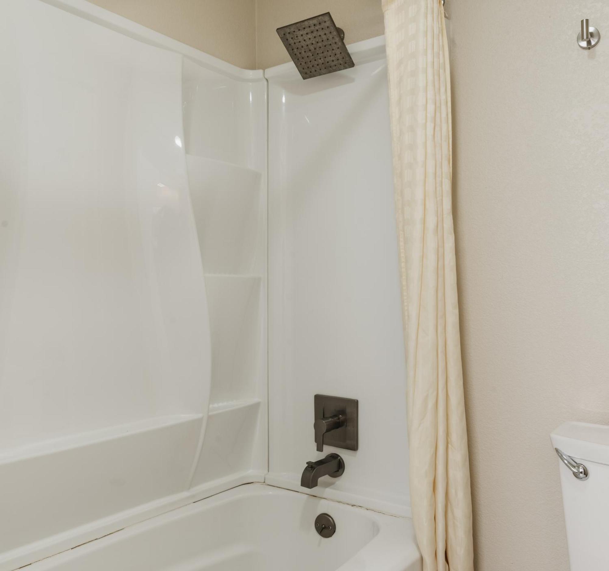 Queen Room with Two Queen Beds and Water View,1651175848:JPEG