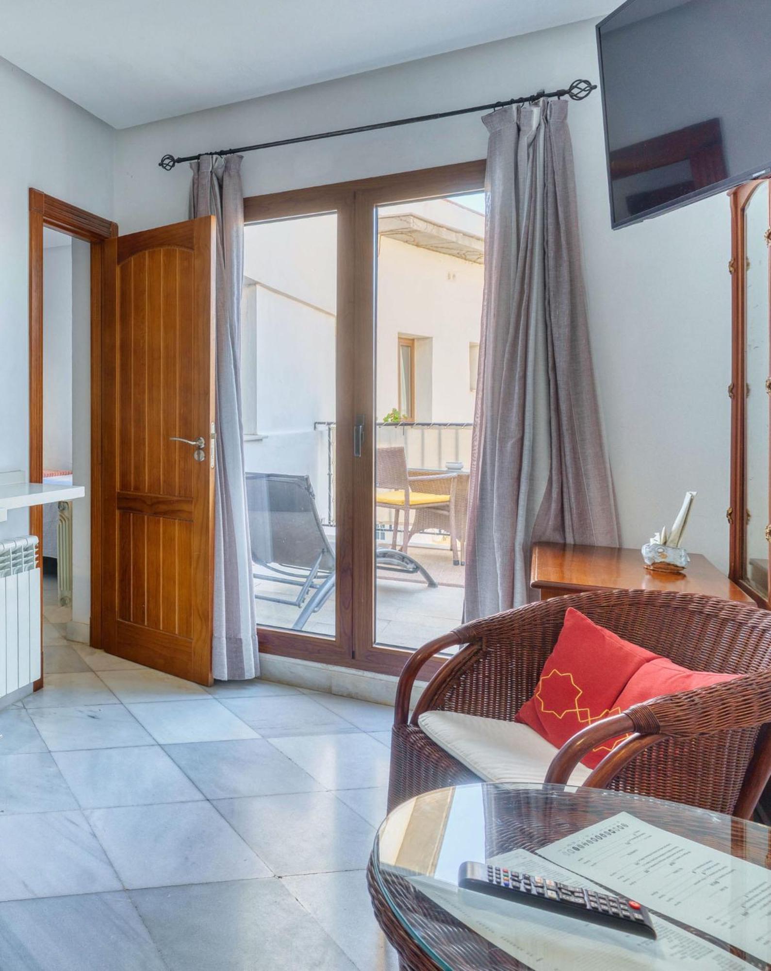 Triple Room City View