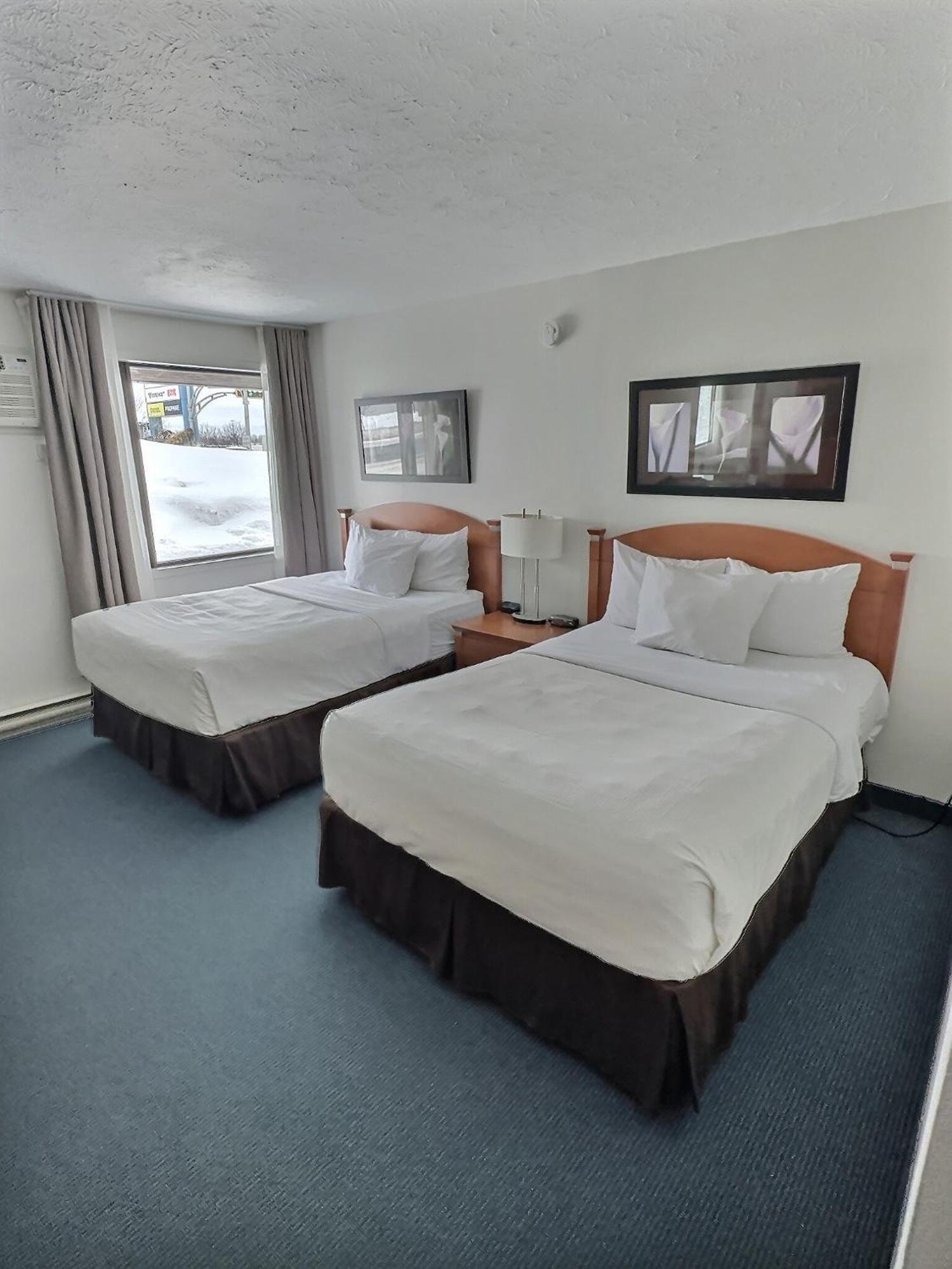 Standard Double Room with Two Double Beds,1657165538:JPEG