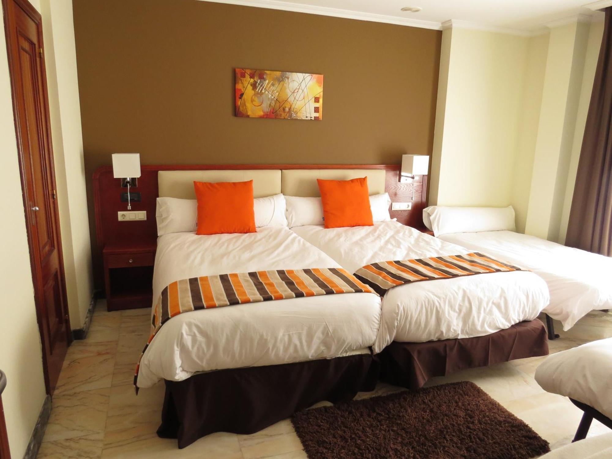 Standard Triple Room,1668056356:JPEG