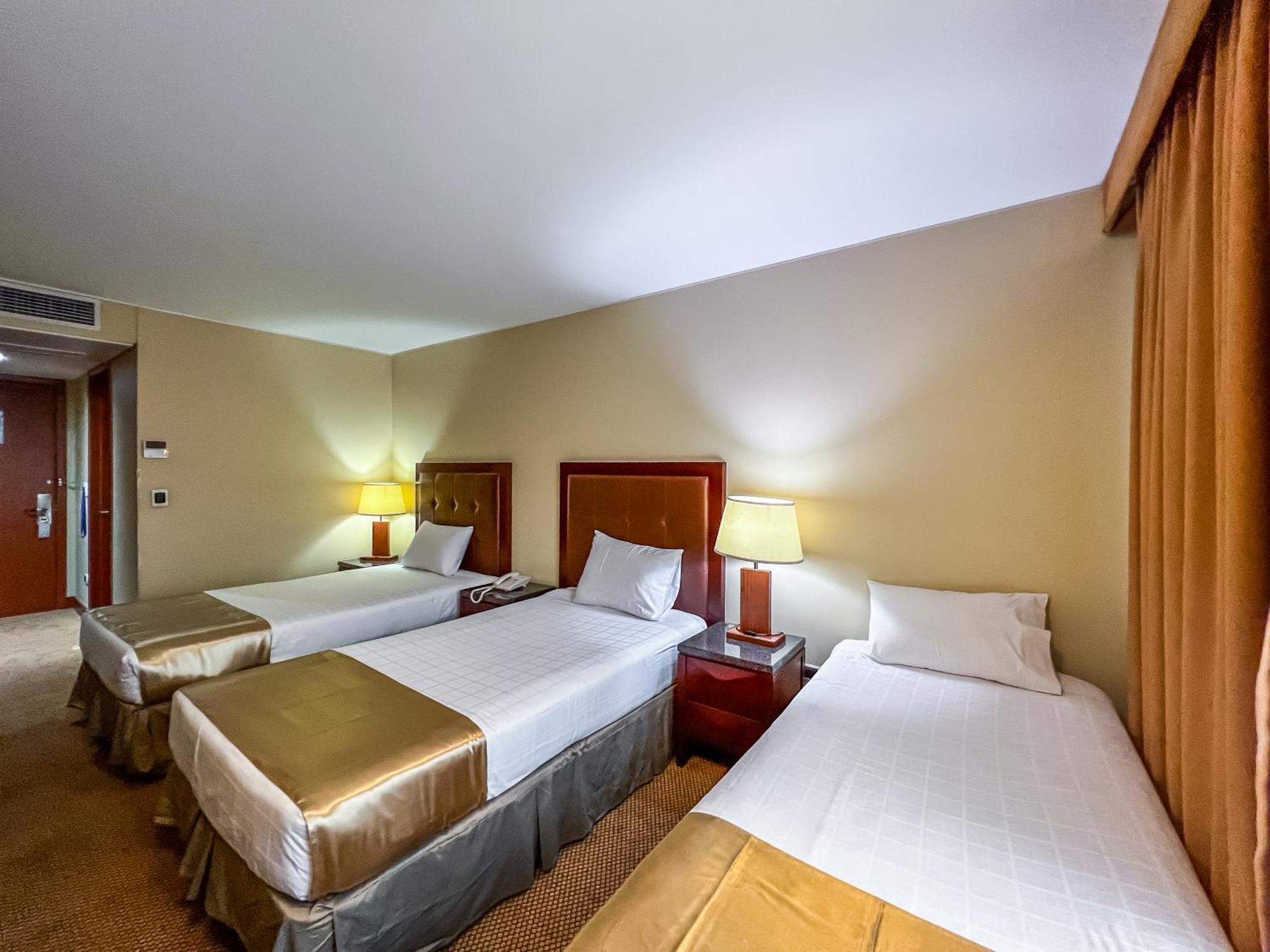 Executive Triple Room