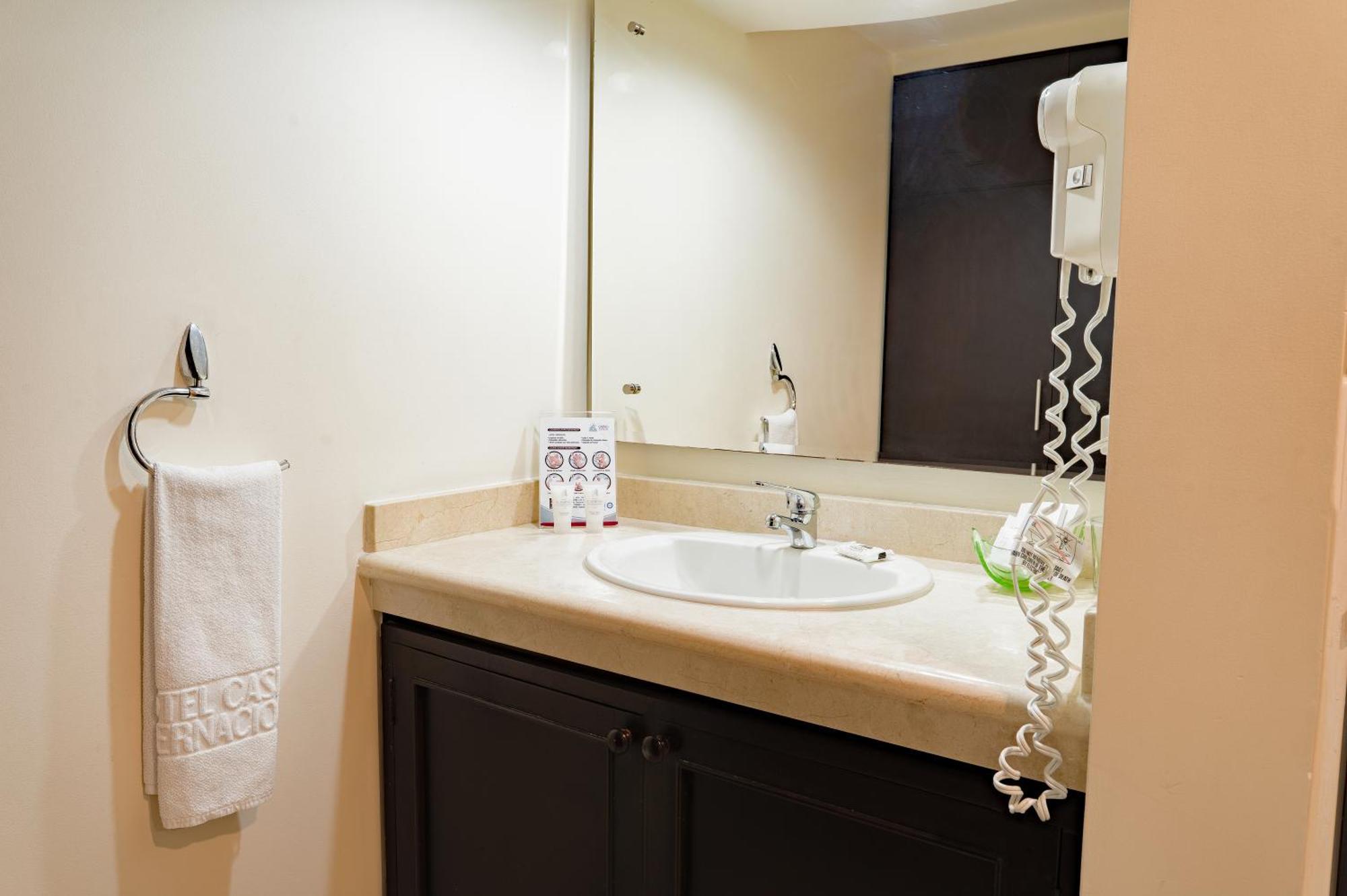 Double Room,1679587905:JPEG