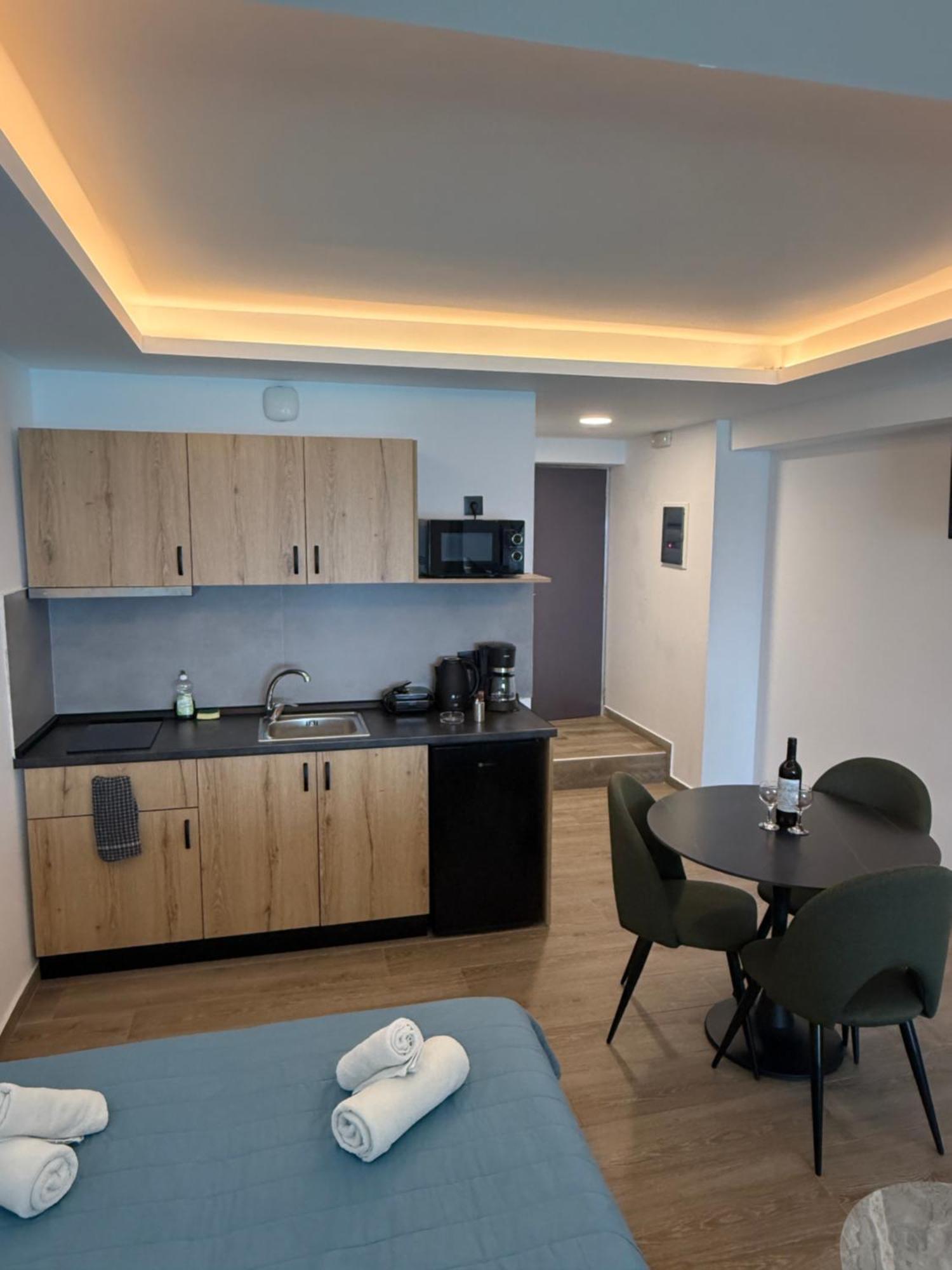 One-Bedroom Apartment Sea View,1679635779:JPEG