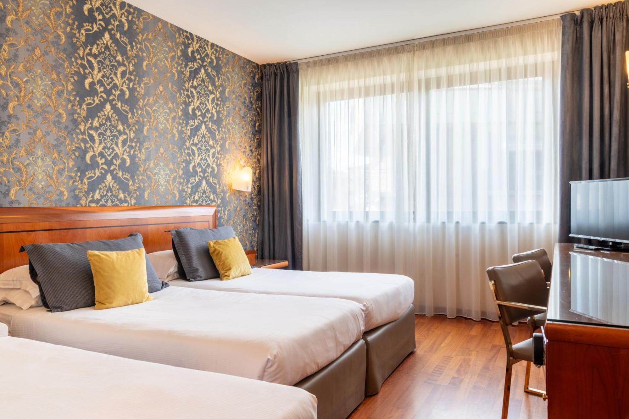 Superior Double Room Extra Bed