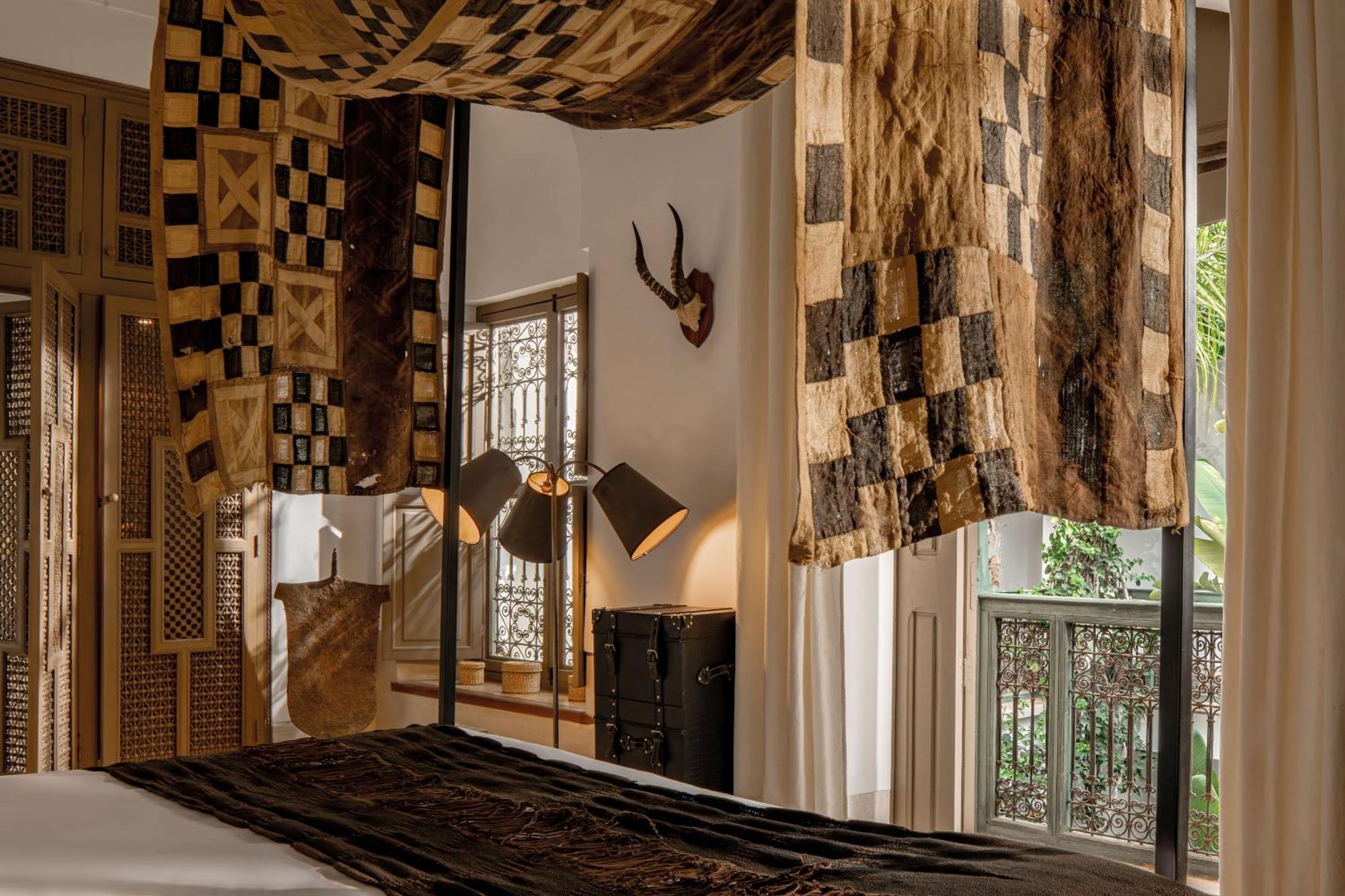 Nefelibata Junior Suite
