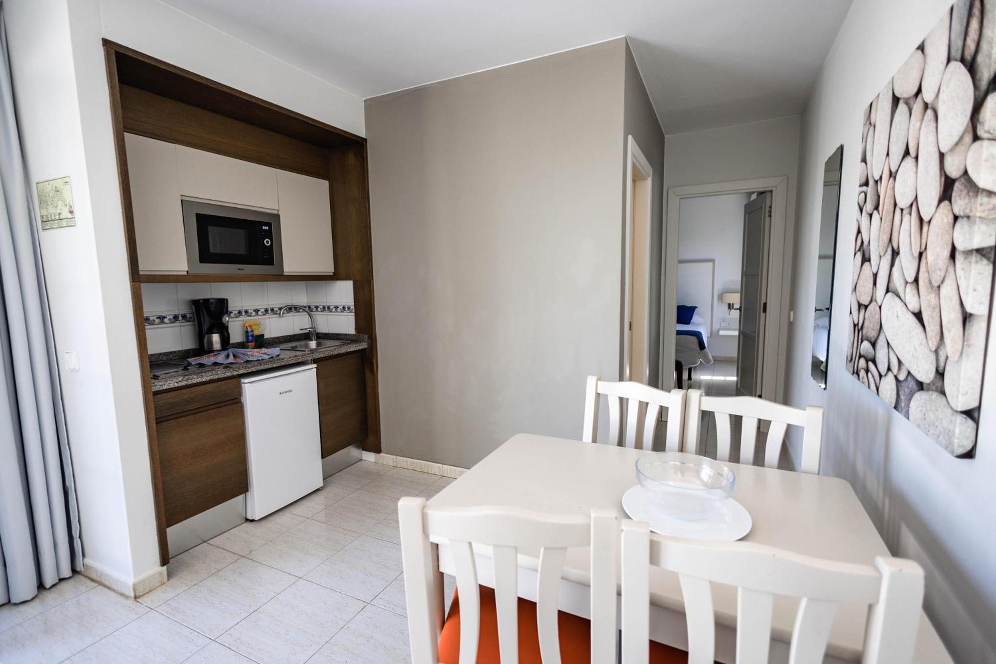 Classic 1 bedroom apartment