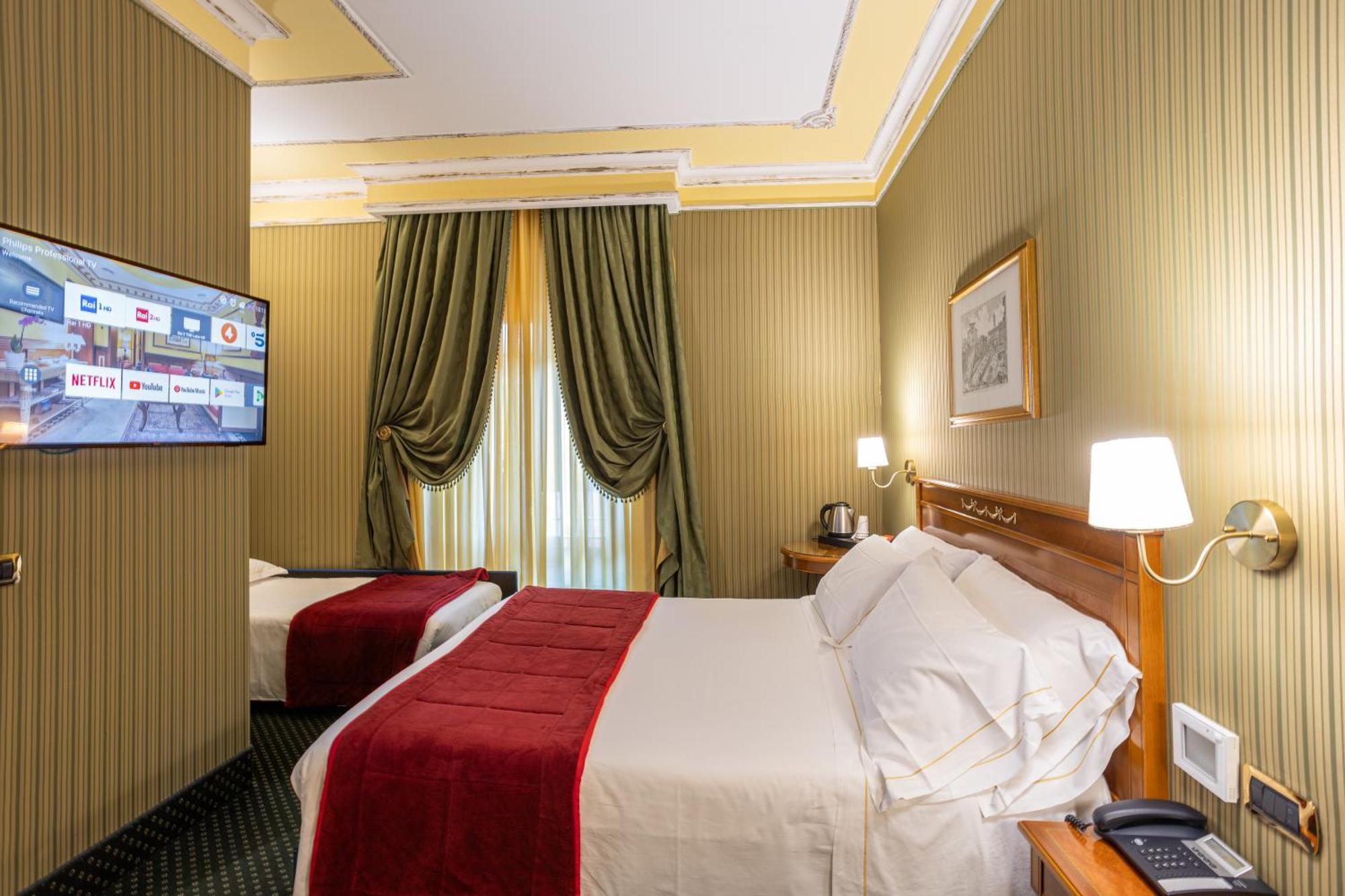 Deluxe Triple Room