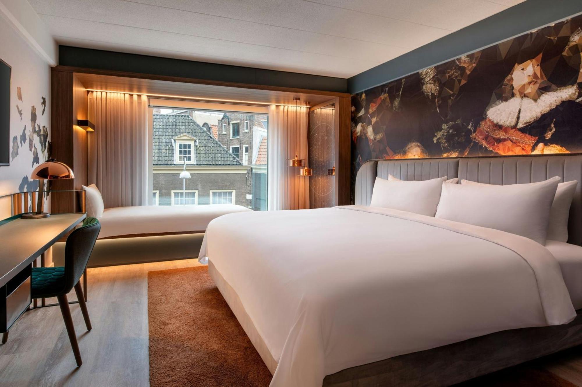 Chambre Triple - Vue sur Ville