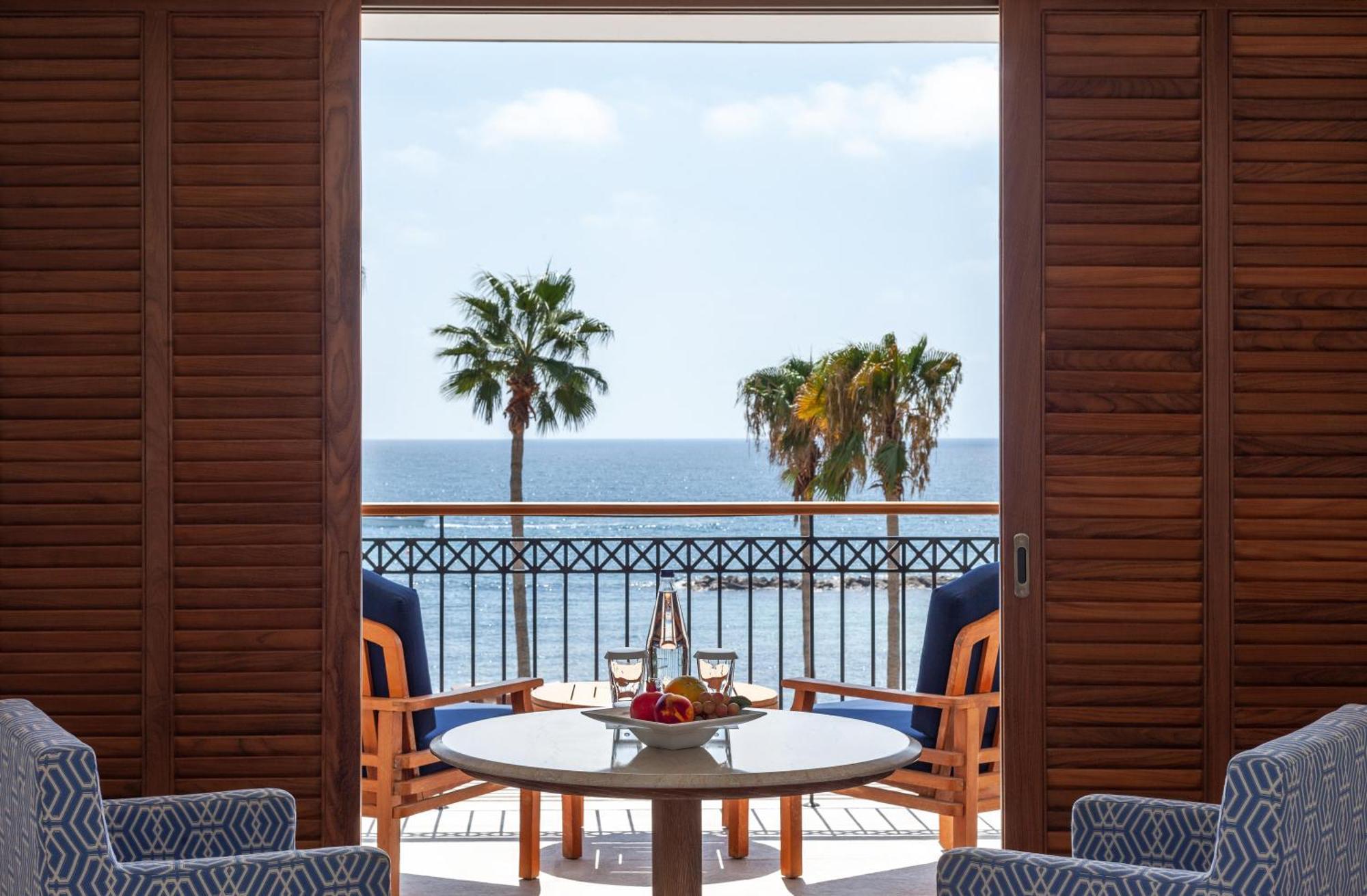 Deluxe Sea Facing Room,1697830167:JPEG