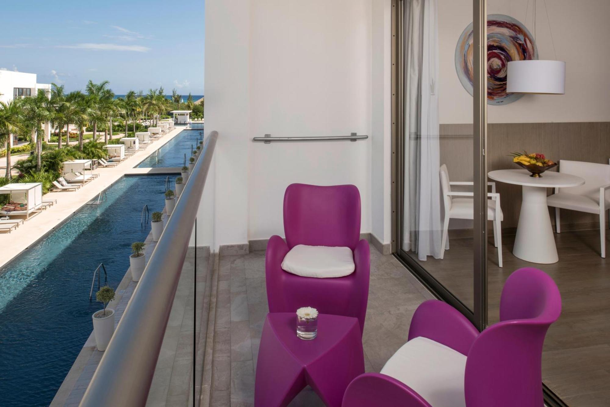 Deluxe Suite Platinum