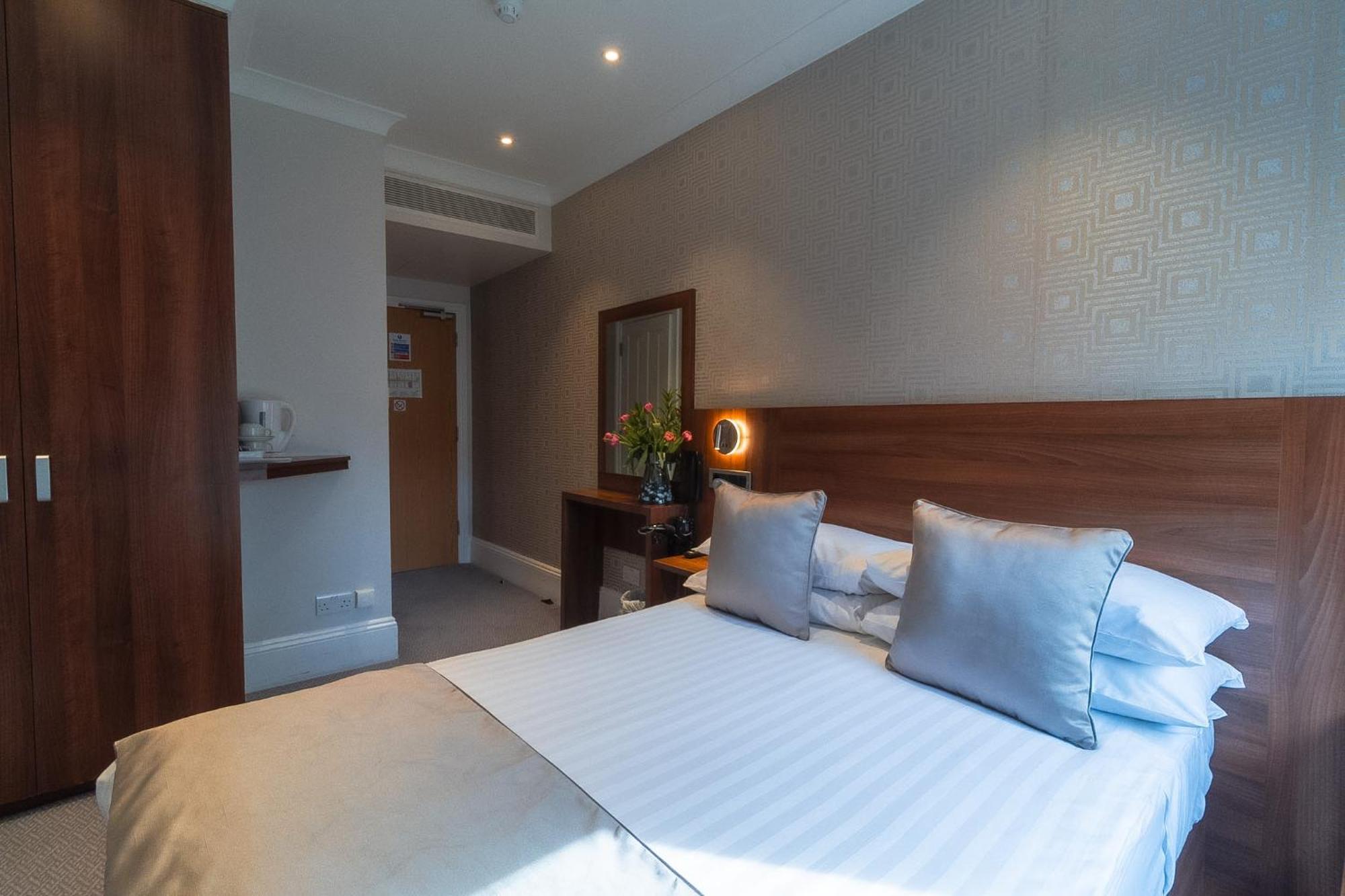Double Room Lower Ground Floor