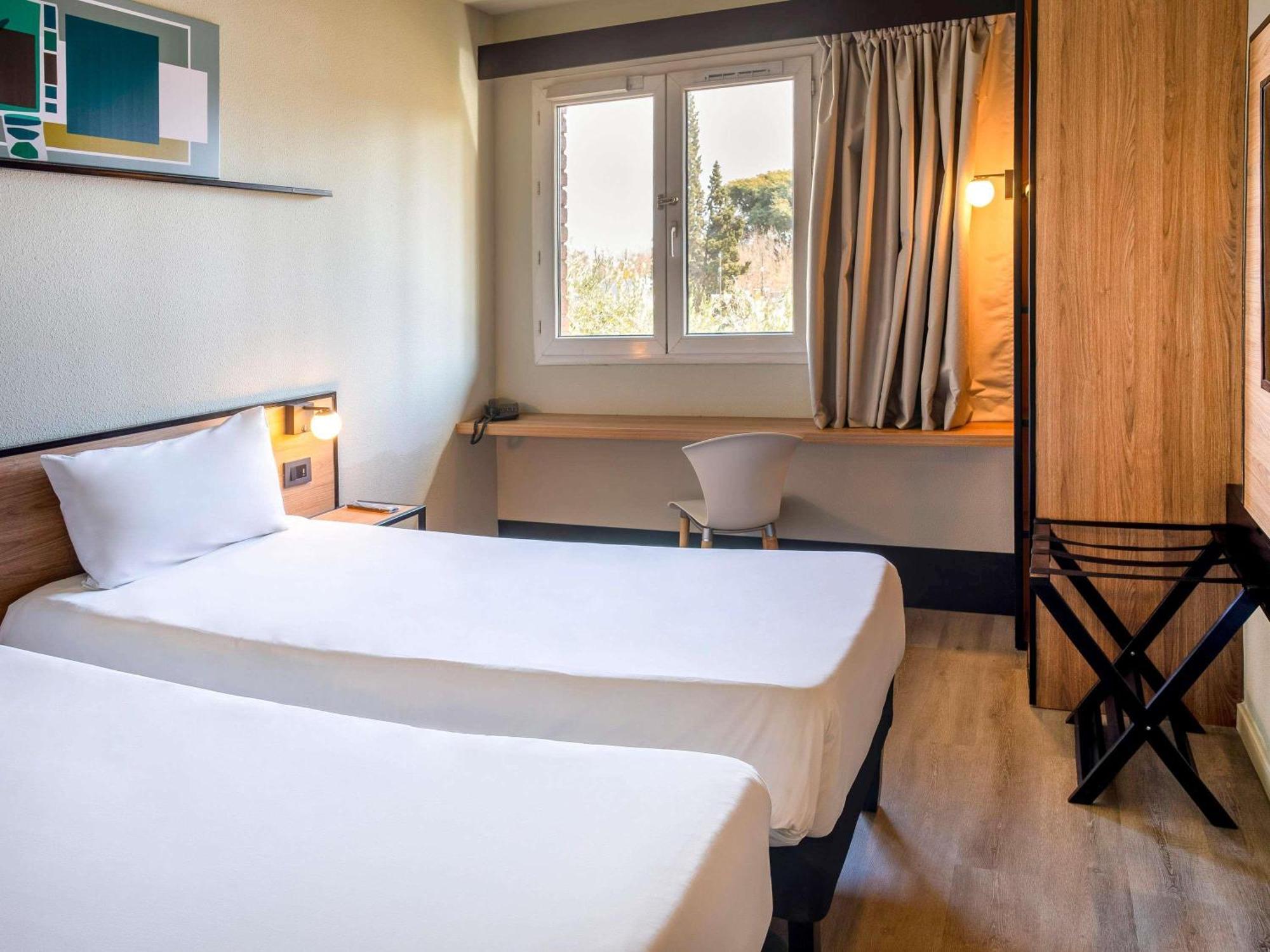 Standard Twin Room,1730028015:JPEG