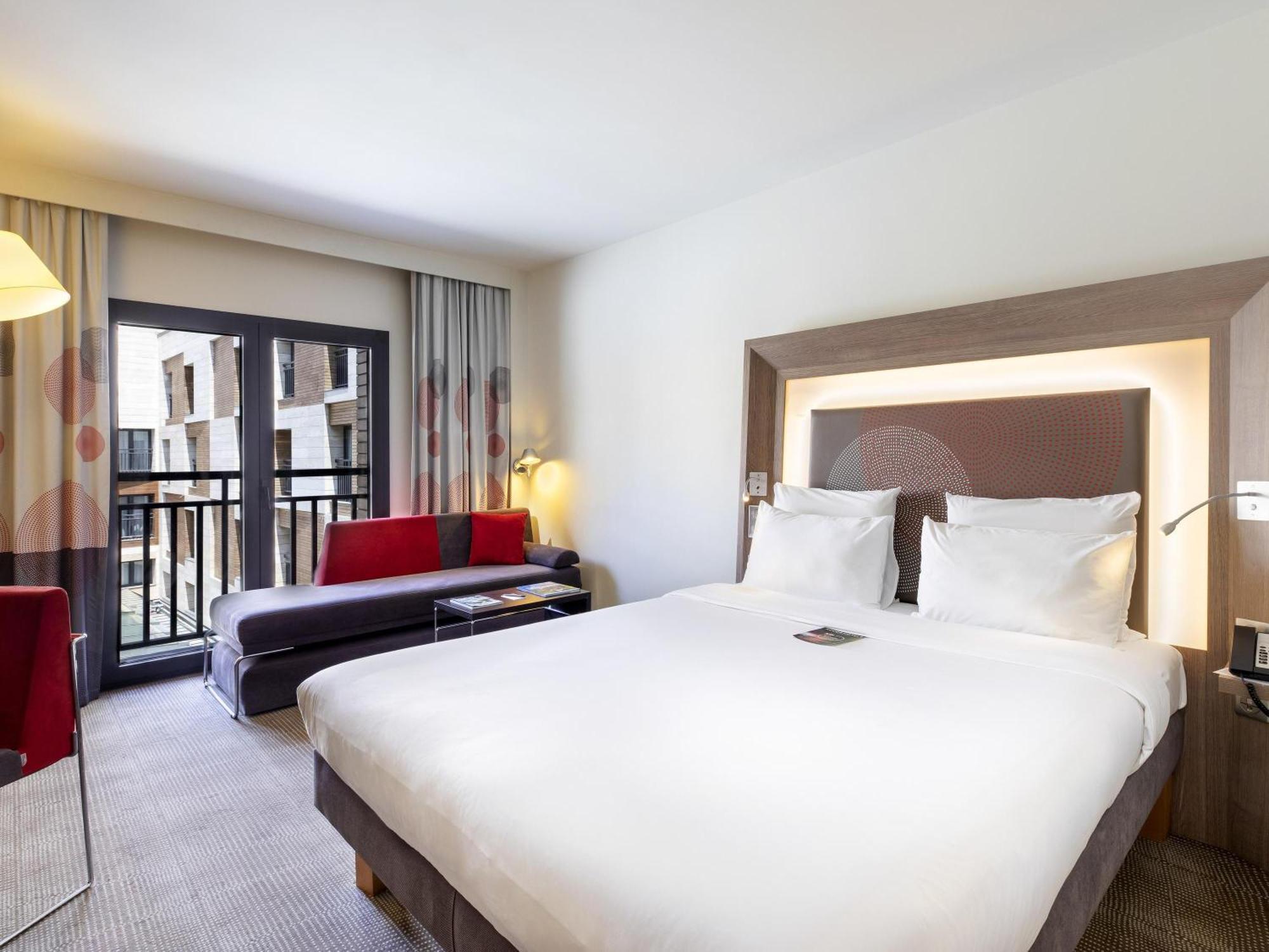 Superior Queen Room with Sofa,1731462048:JPEG