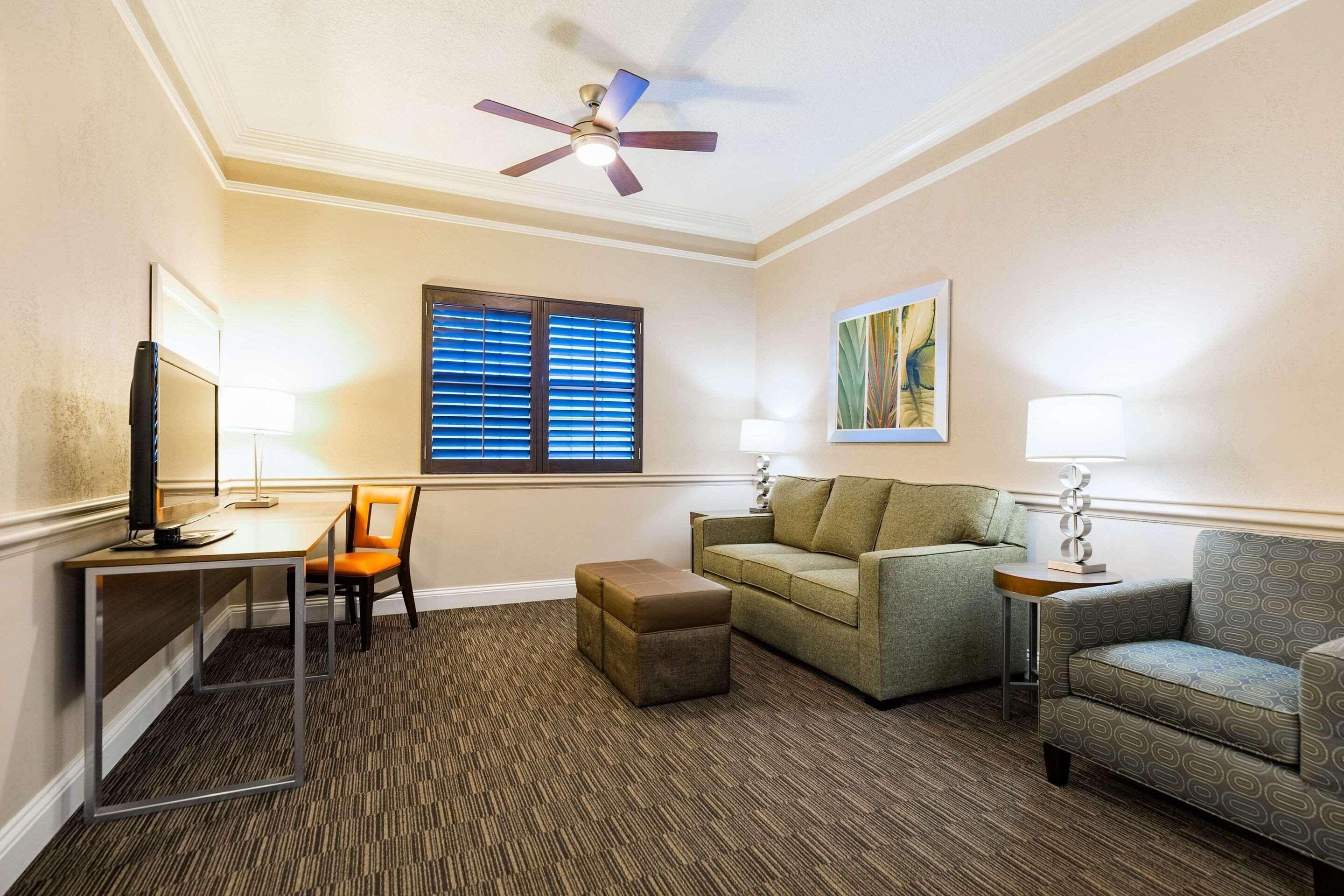 One-Bedroom Suite with 2 Queen Beds,1705794541:JPEG