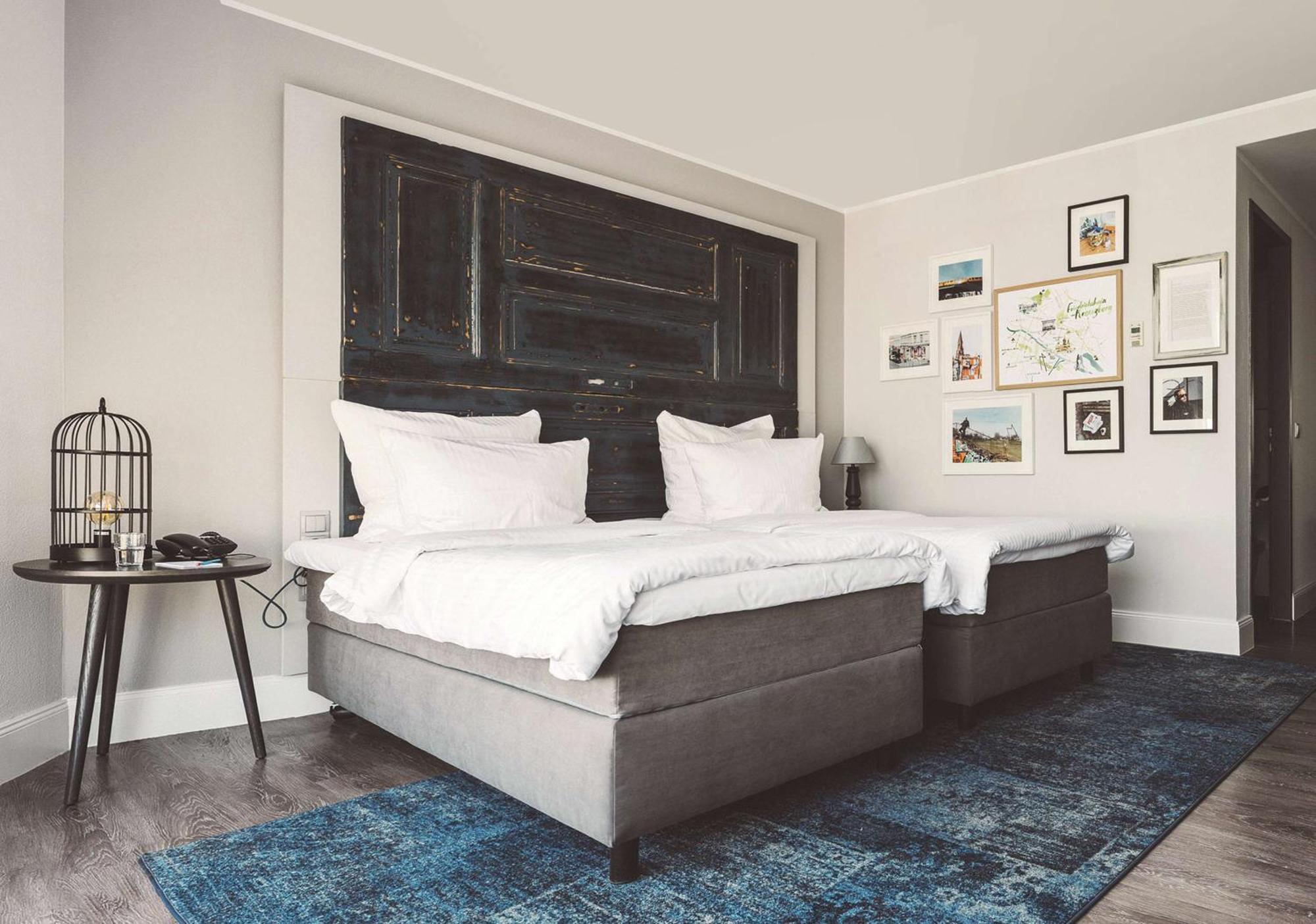 Standard Room,1705877231:JPEG