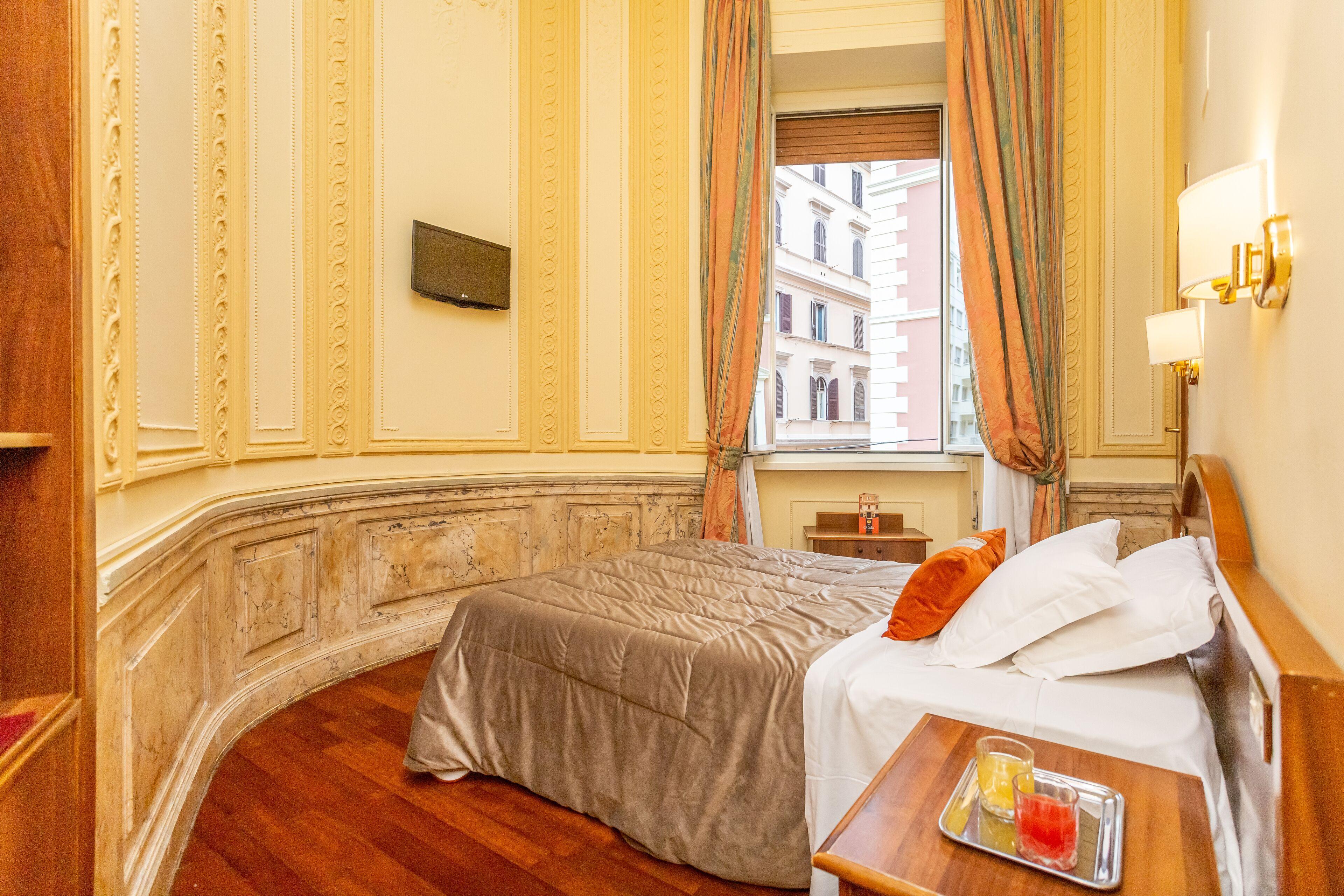 Small Twin Room