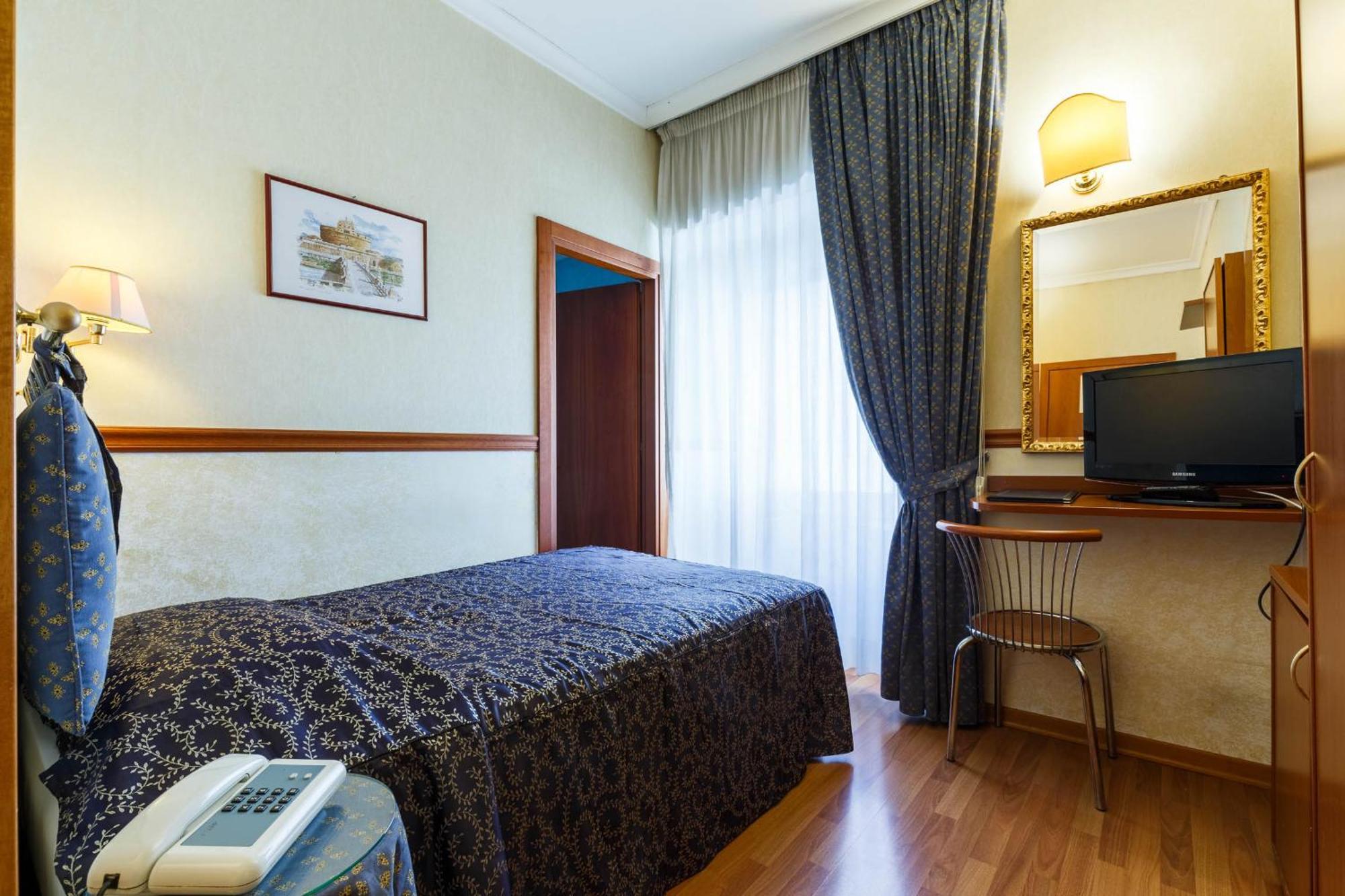 Comfort Single Room