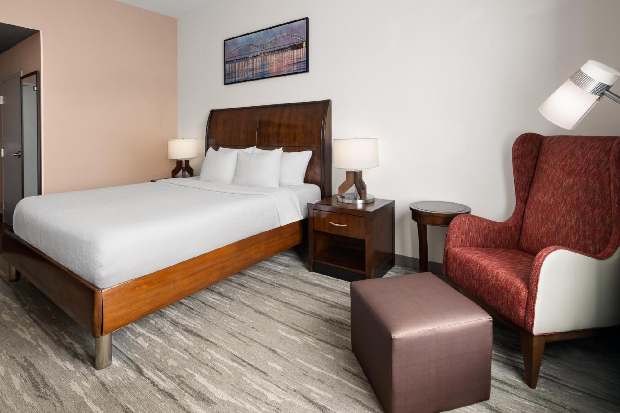 King Room,1722975741:JPEG