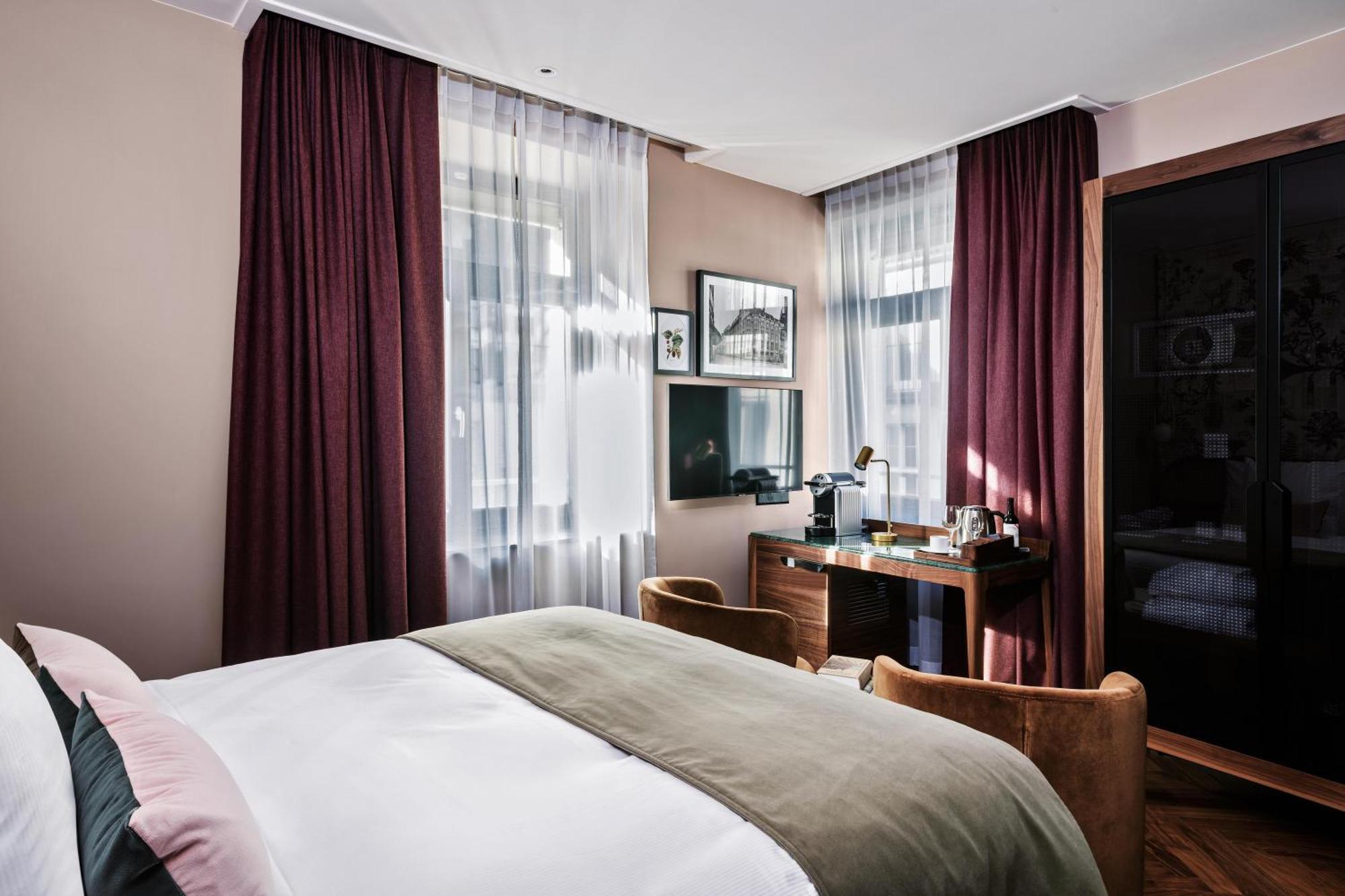 Cozy Double Room