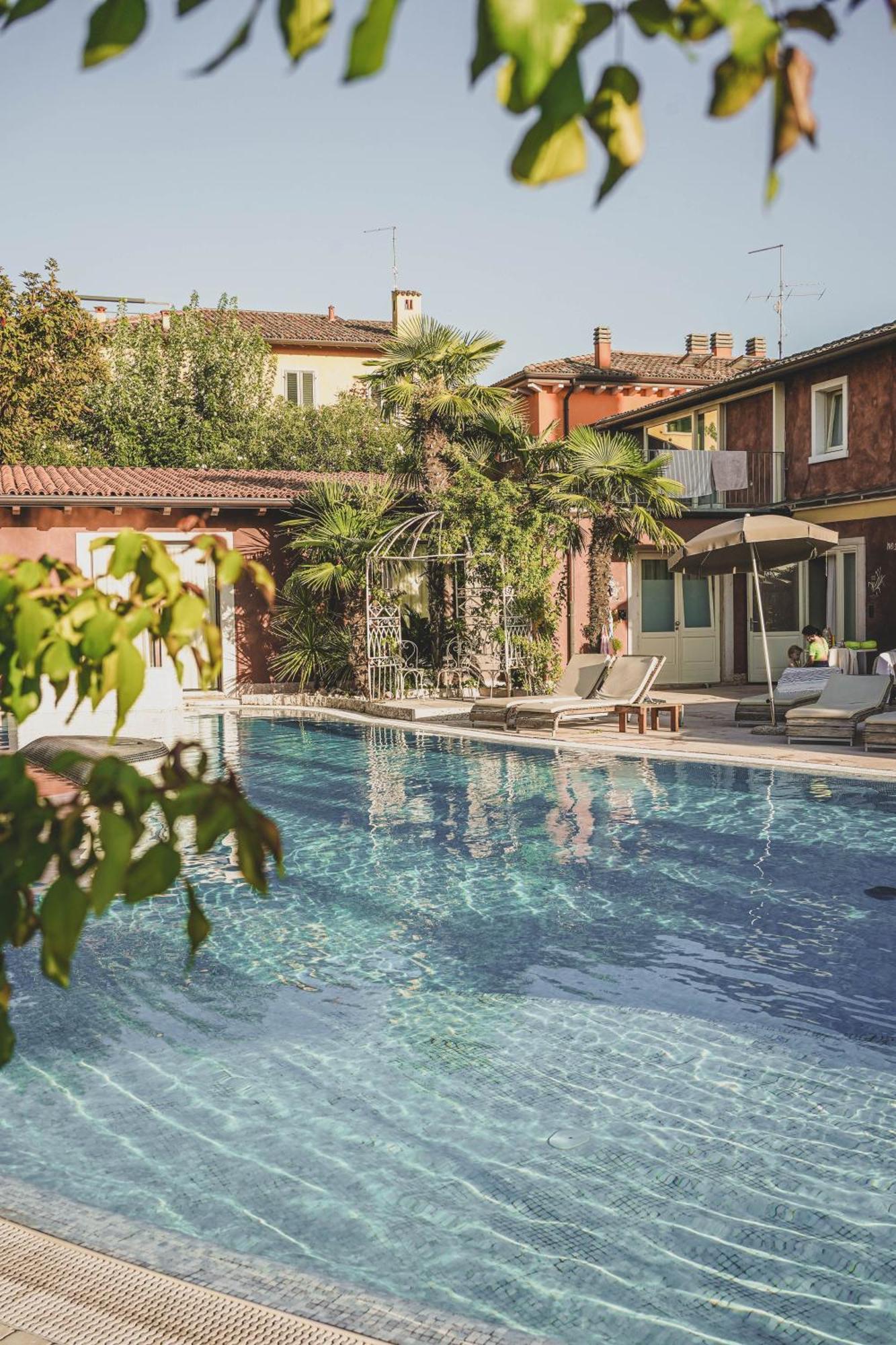 King Room Pool View