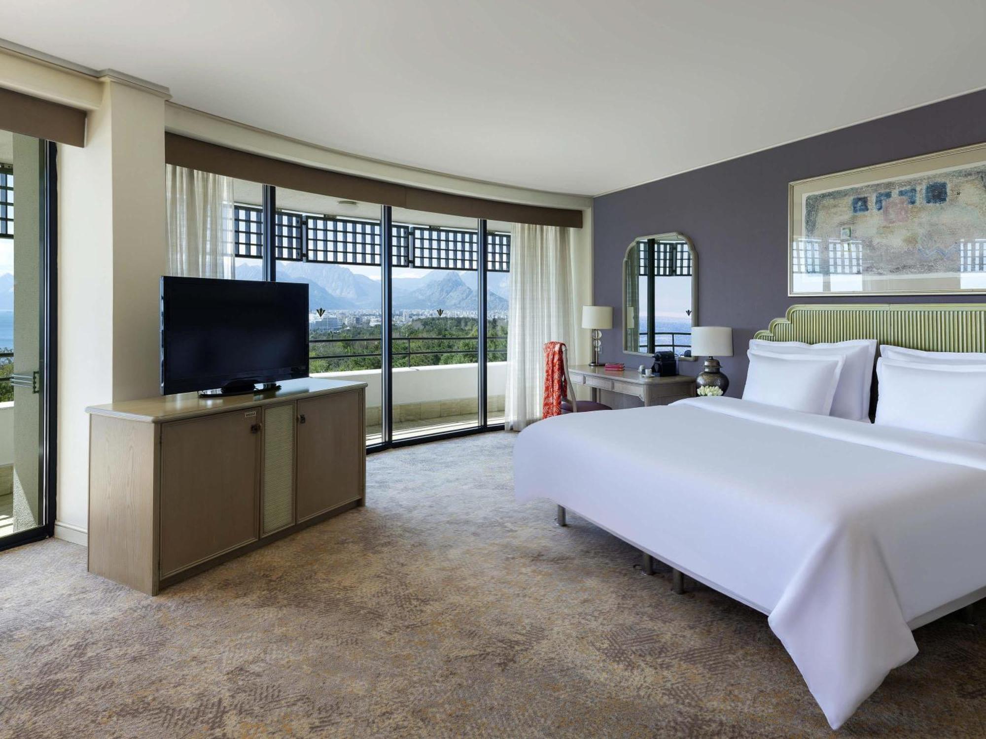 Junior Suite met Kingsize Bed en Uitzicht op Zee