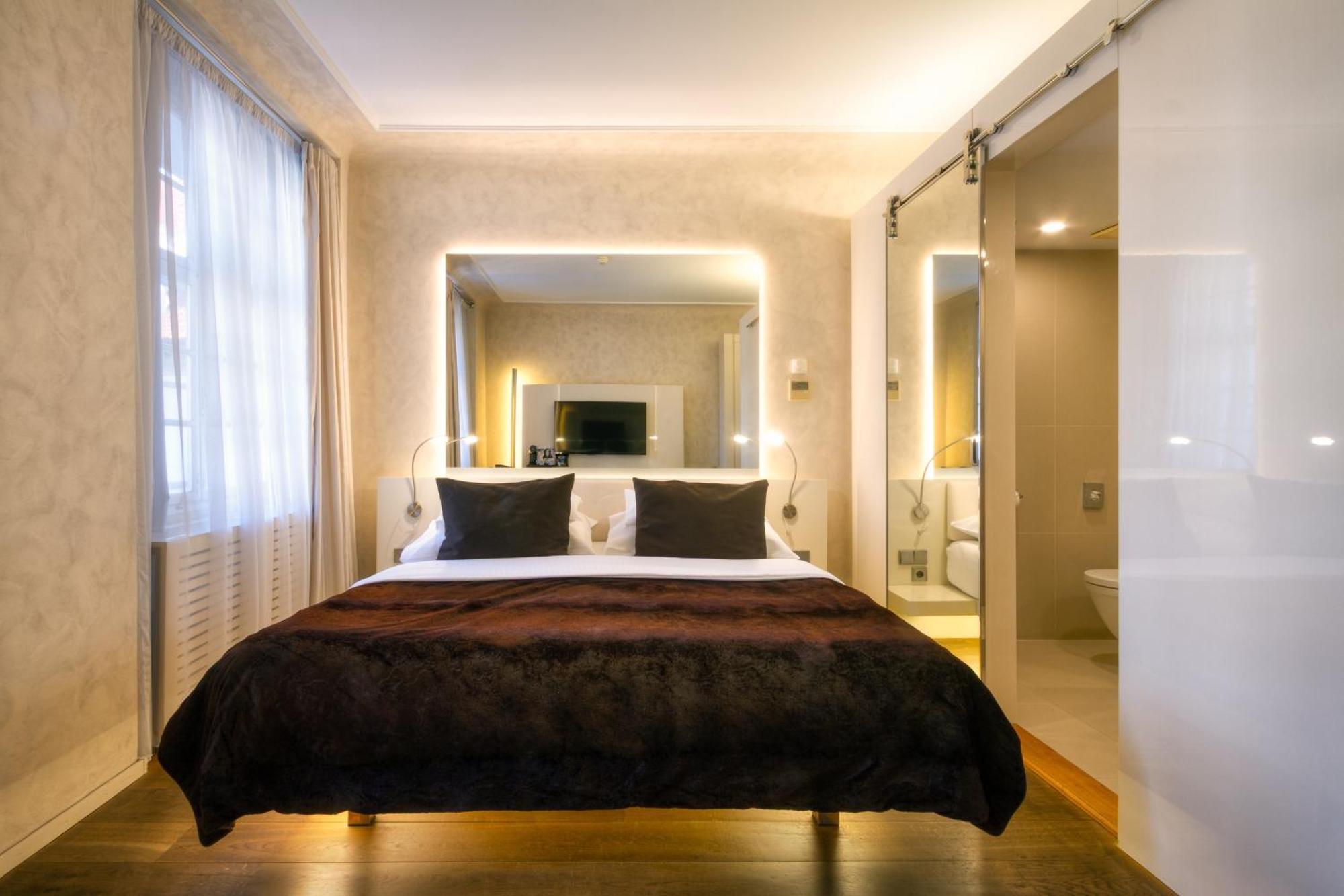 Superior Double Room,1742579988:JPEG