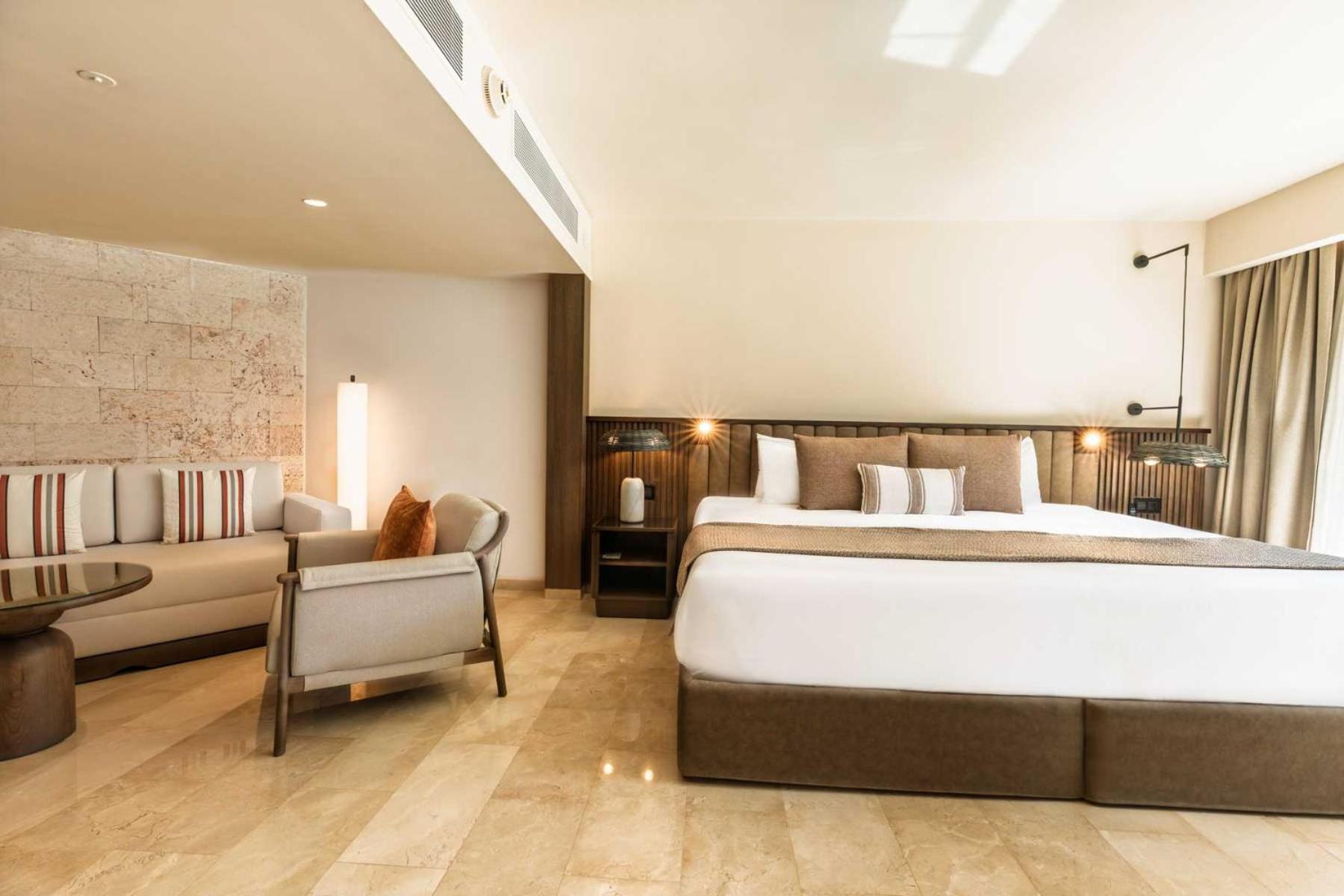 Superior Junior Suite