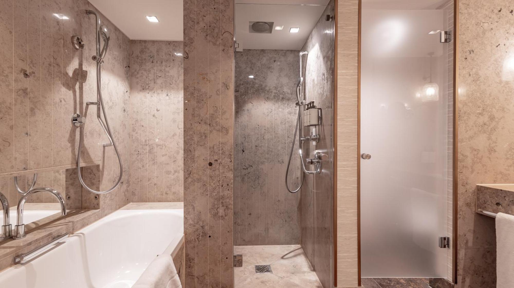 Premium King Room