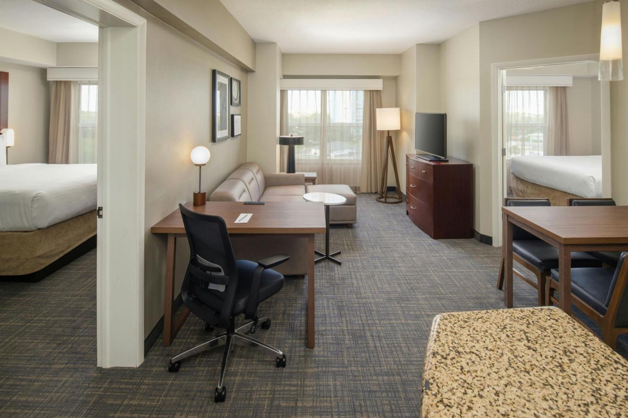 Two-Bedroom Suite,1742689766:JPEG