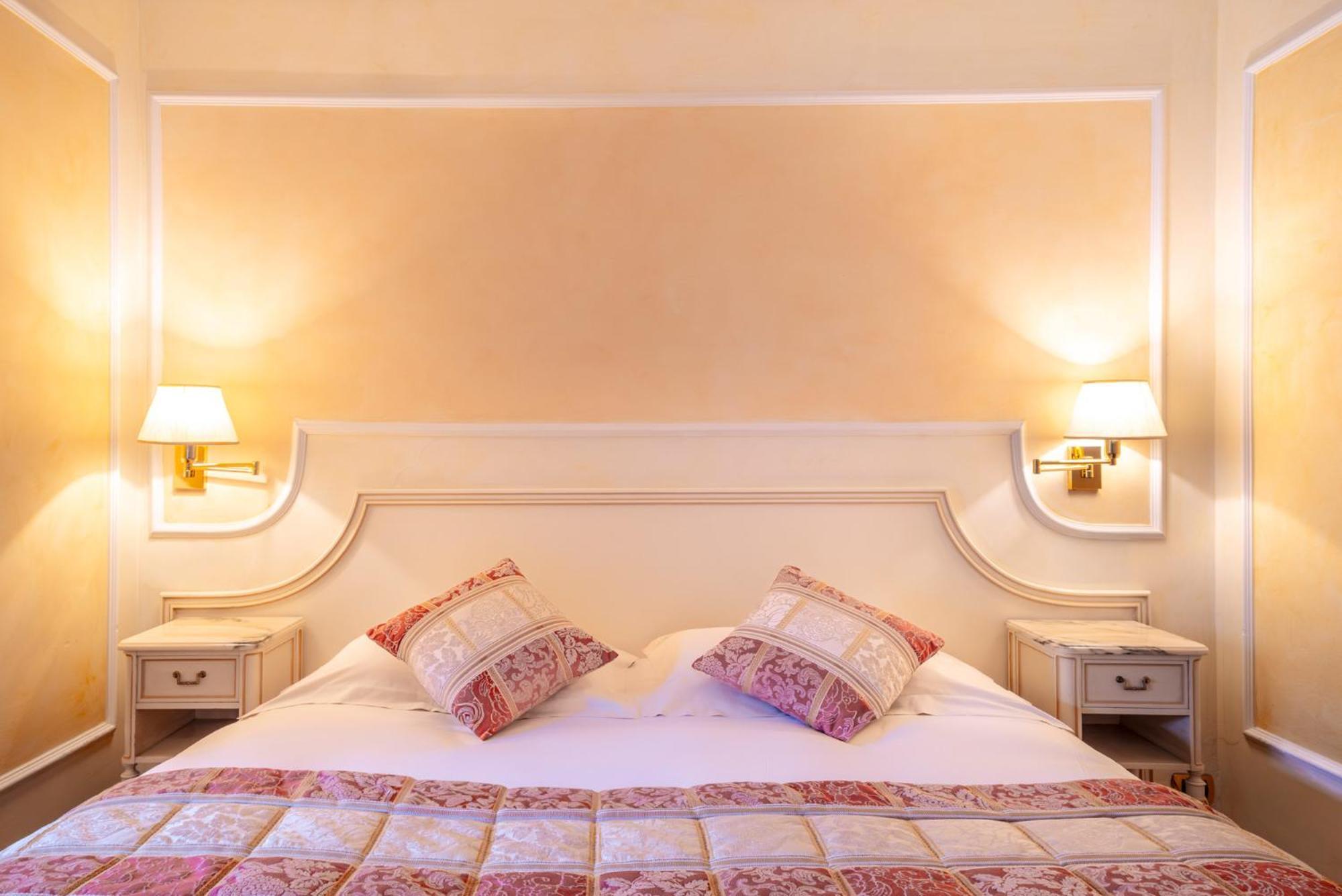 Classic Double Room Mountain Side