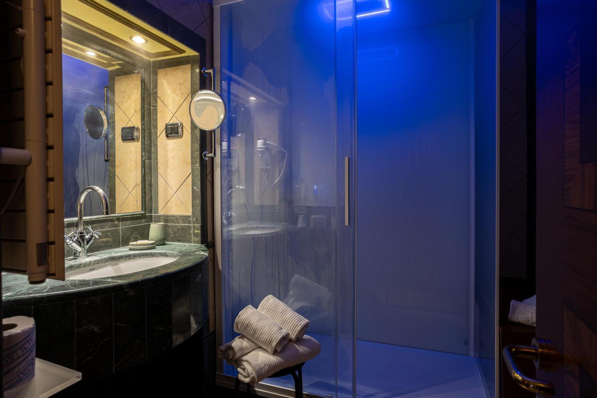 Luxury Quadruple Room