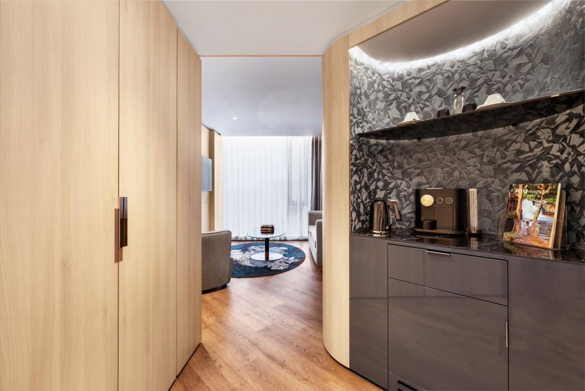 King One Bedroom Suite