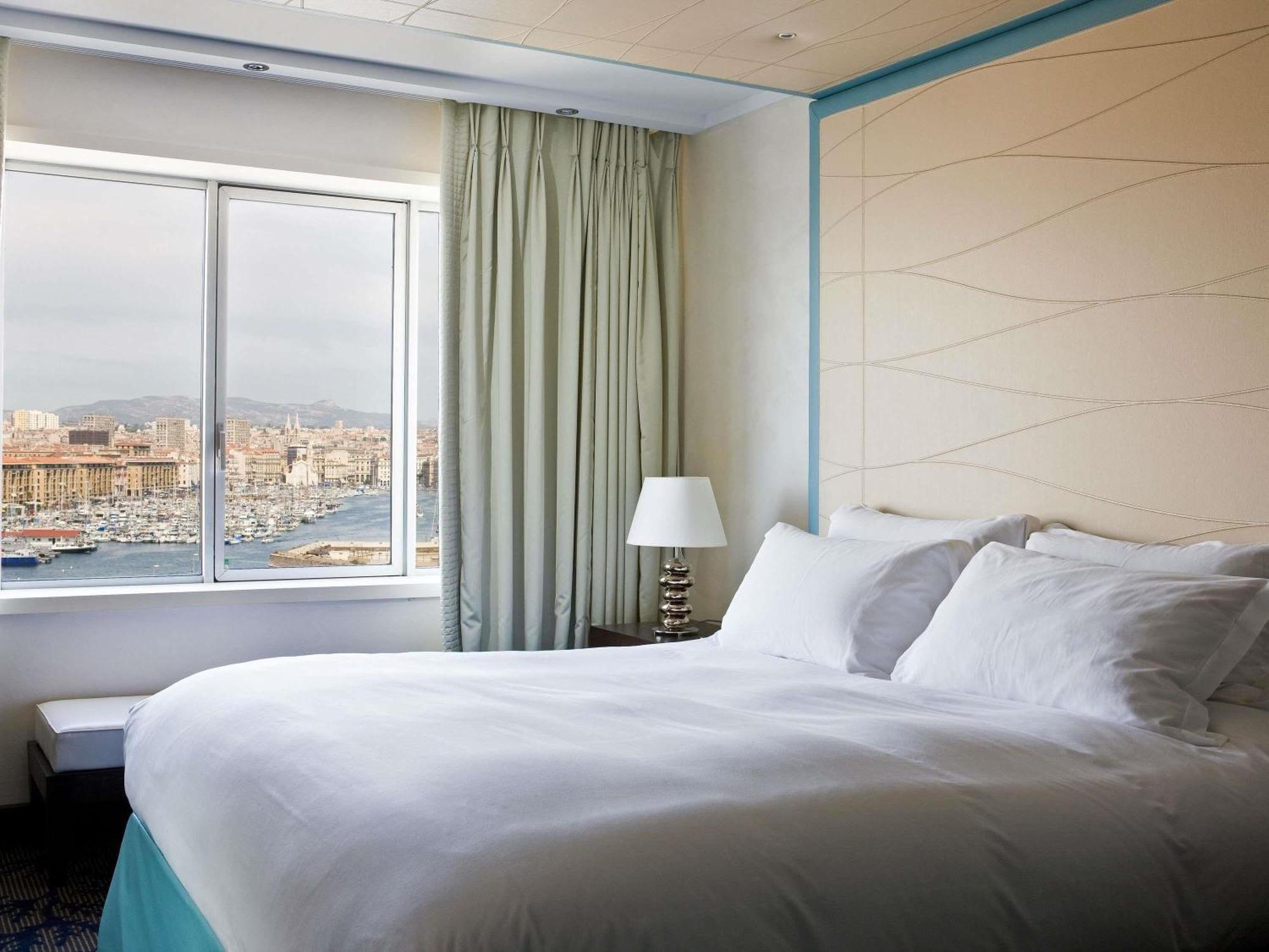 Habitación de lujo con vistas al puerto, centro de fitness y spa Sofitel - Cama doble