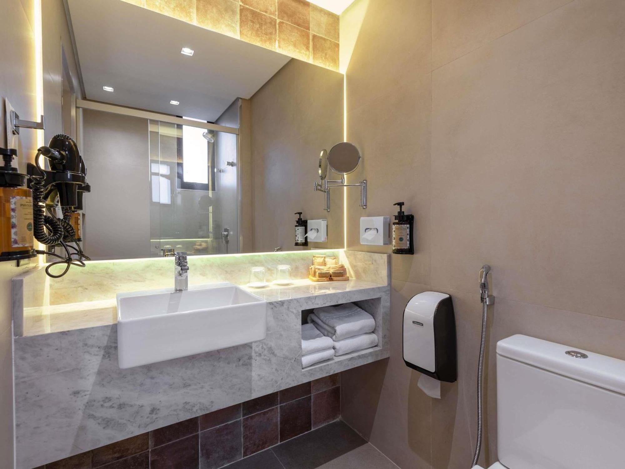 Standard Double Room,1756508837:JPEG