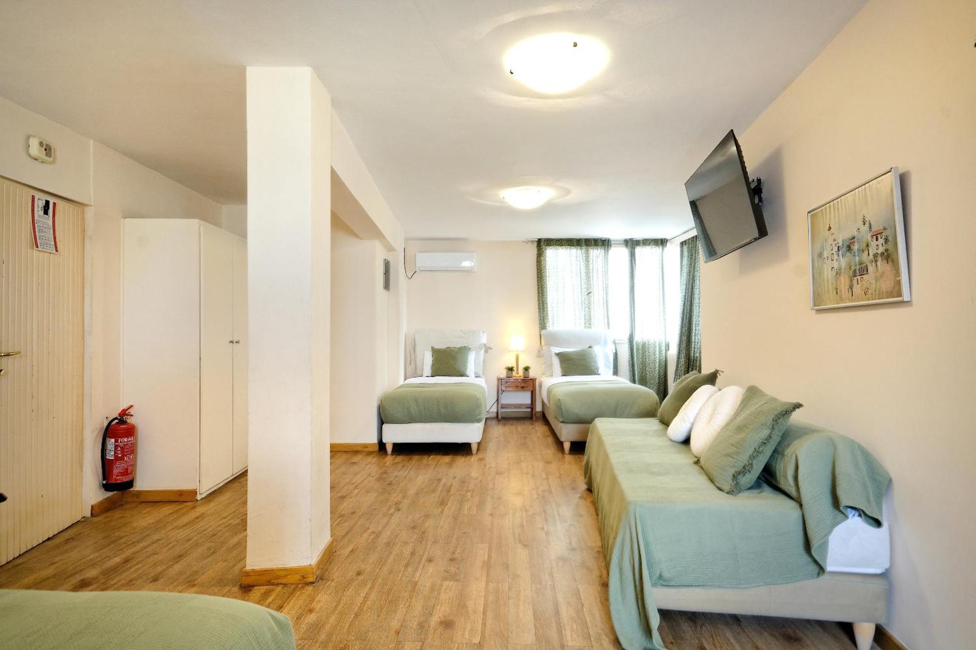 Quadruple Room Balcony