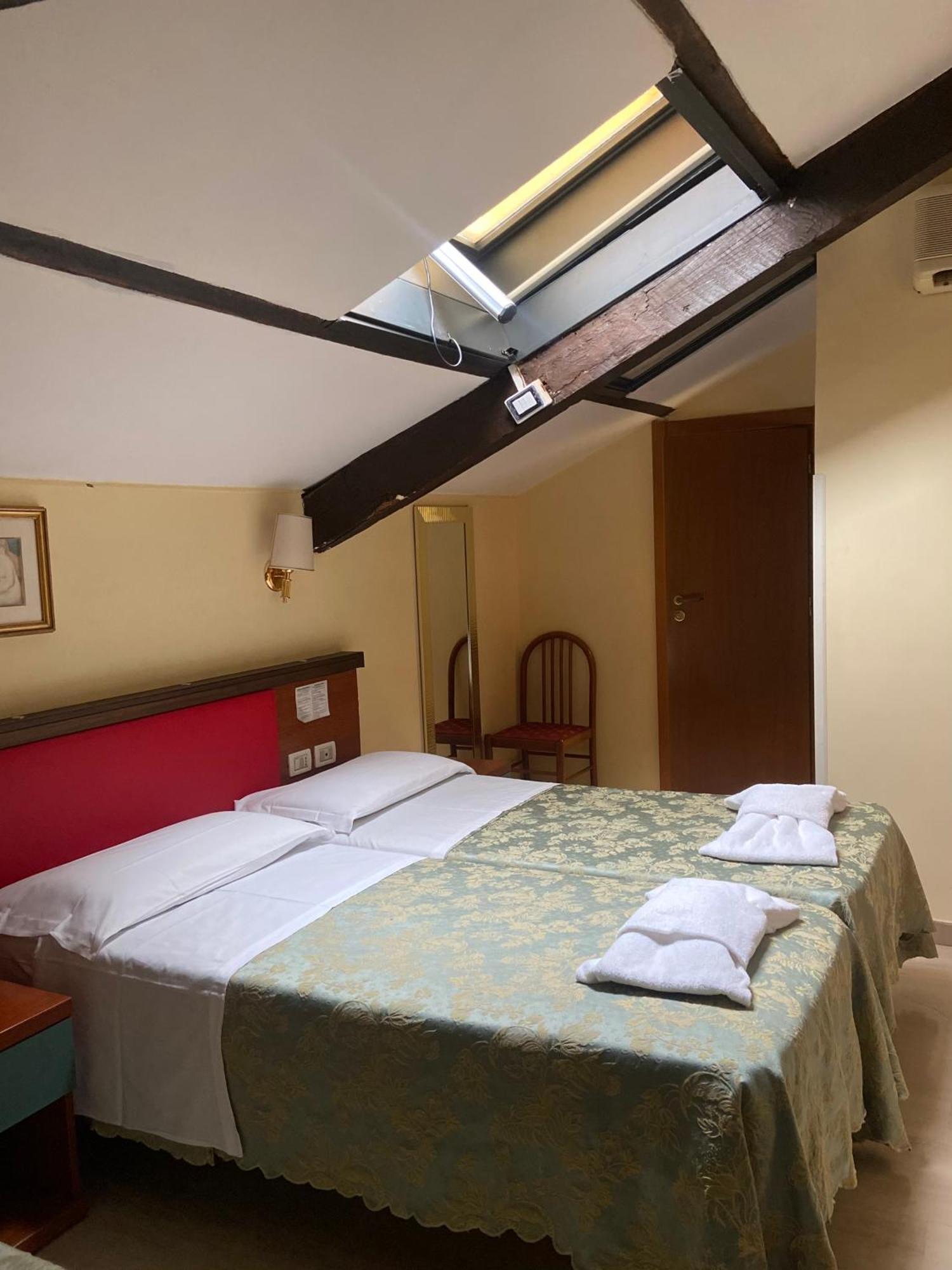 Classic Triple Room