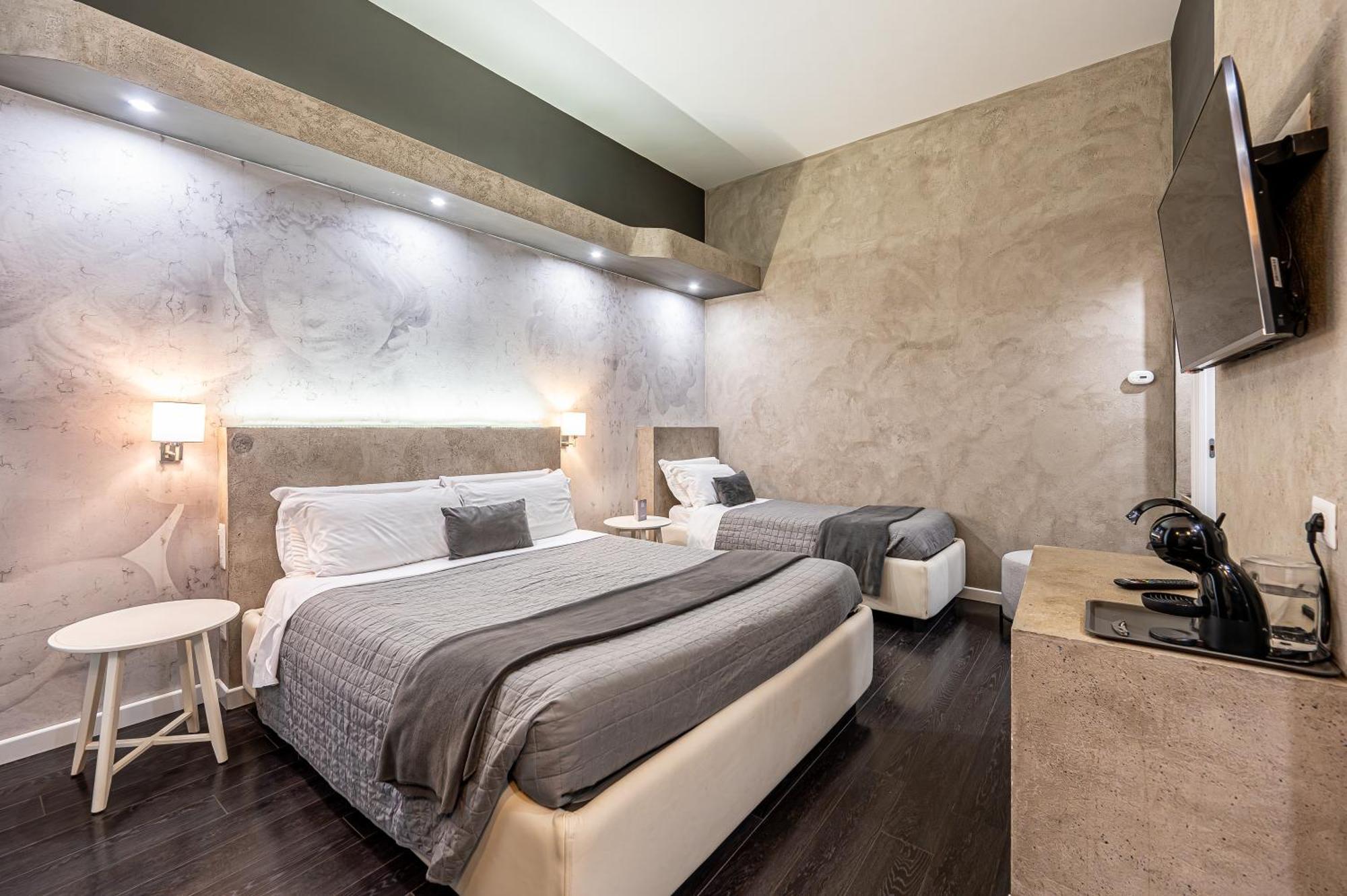 Luxury Triple Room