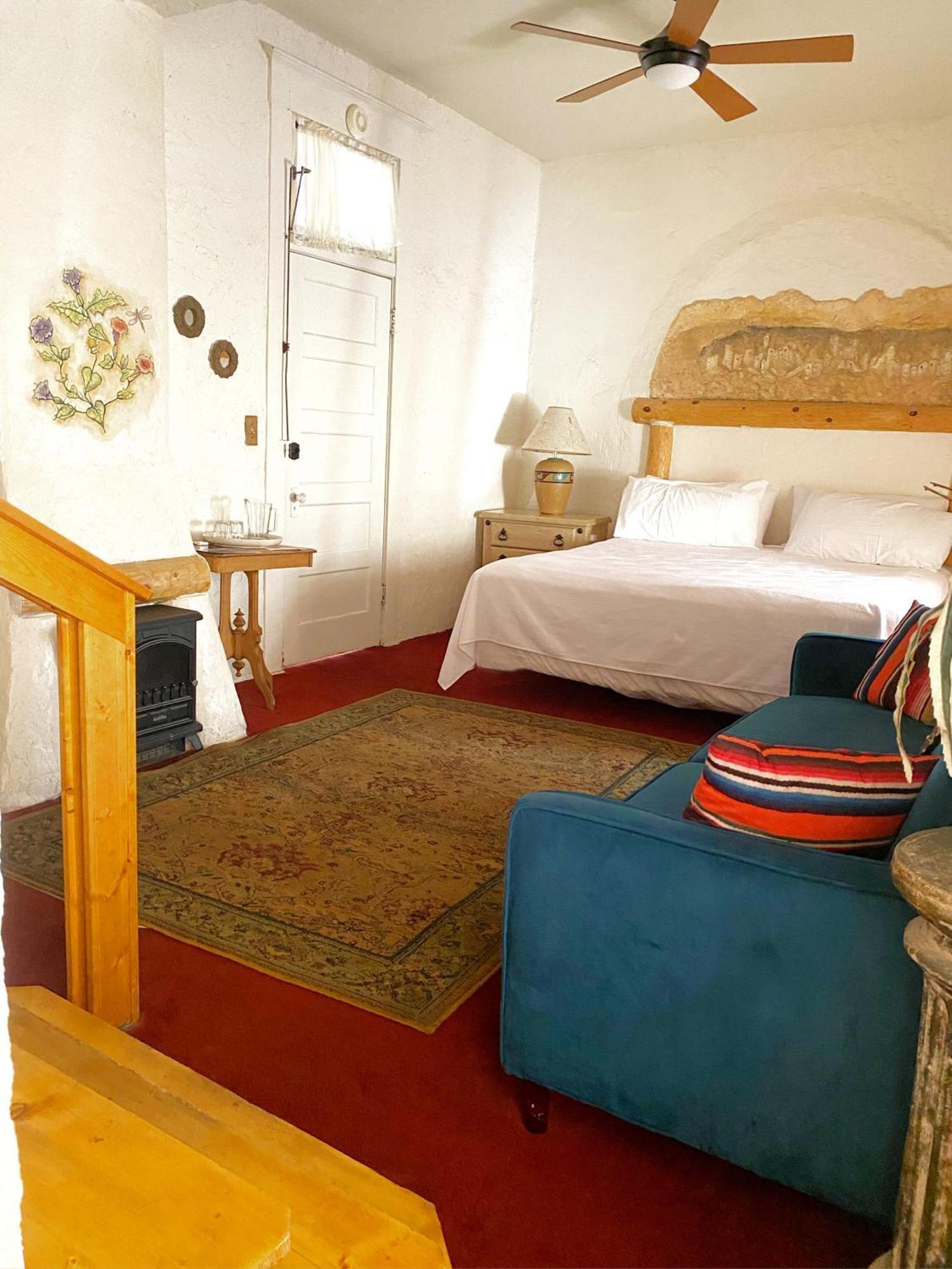 Junior Suite,1758391331:JPEG
