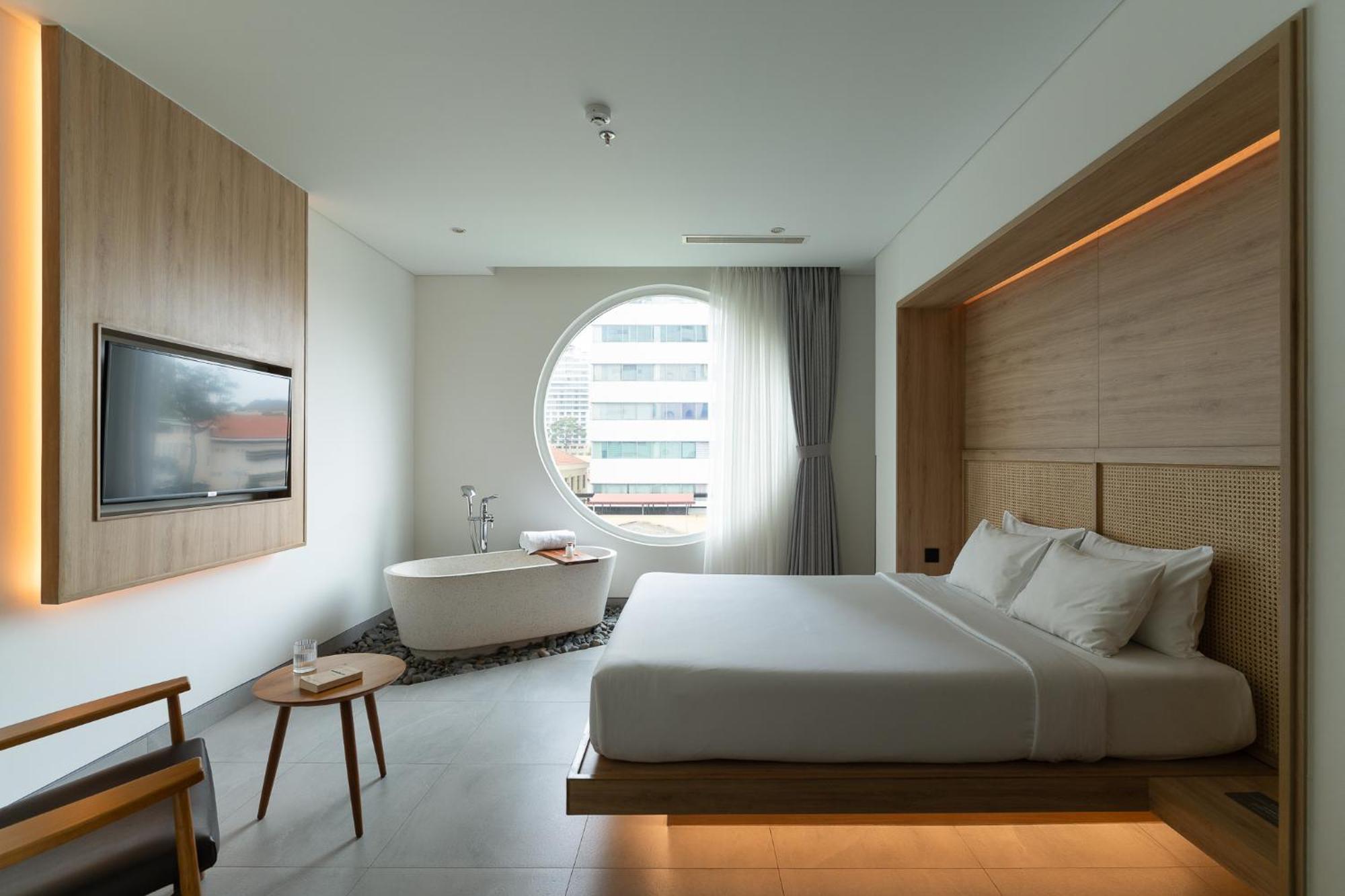 Suite with City View