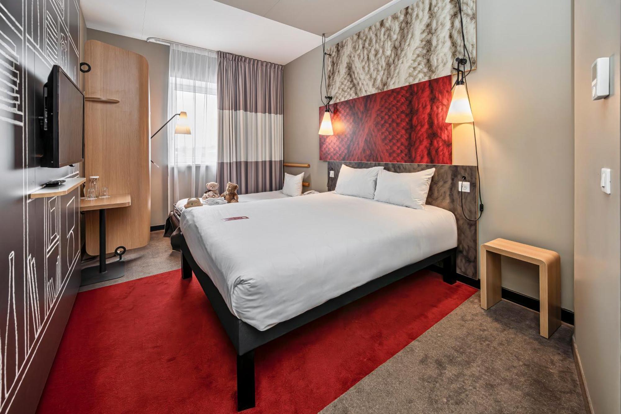 Camera con 1 Letto Queen-Size e Divano