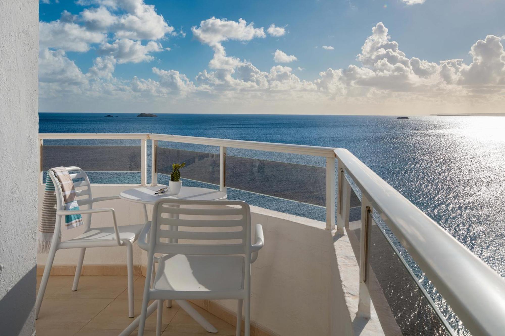 Superior Twin Room Sea View