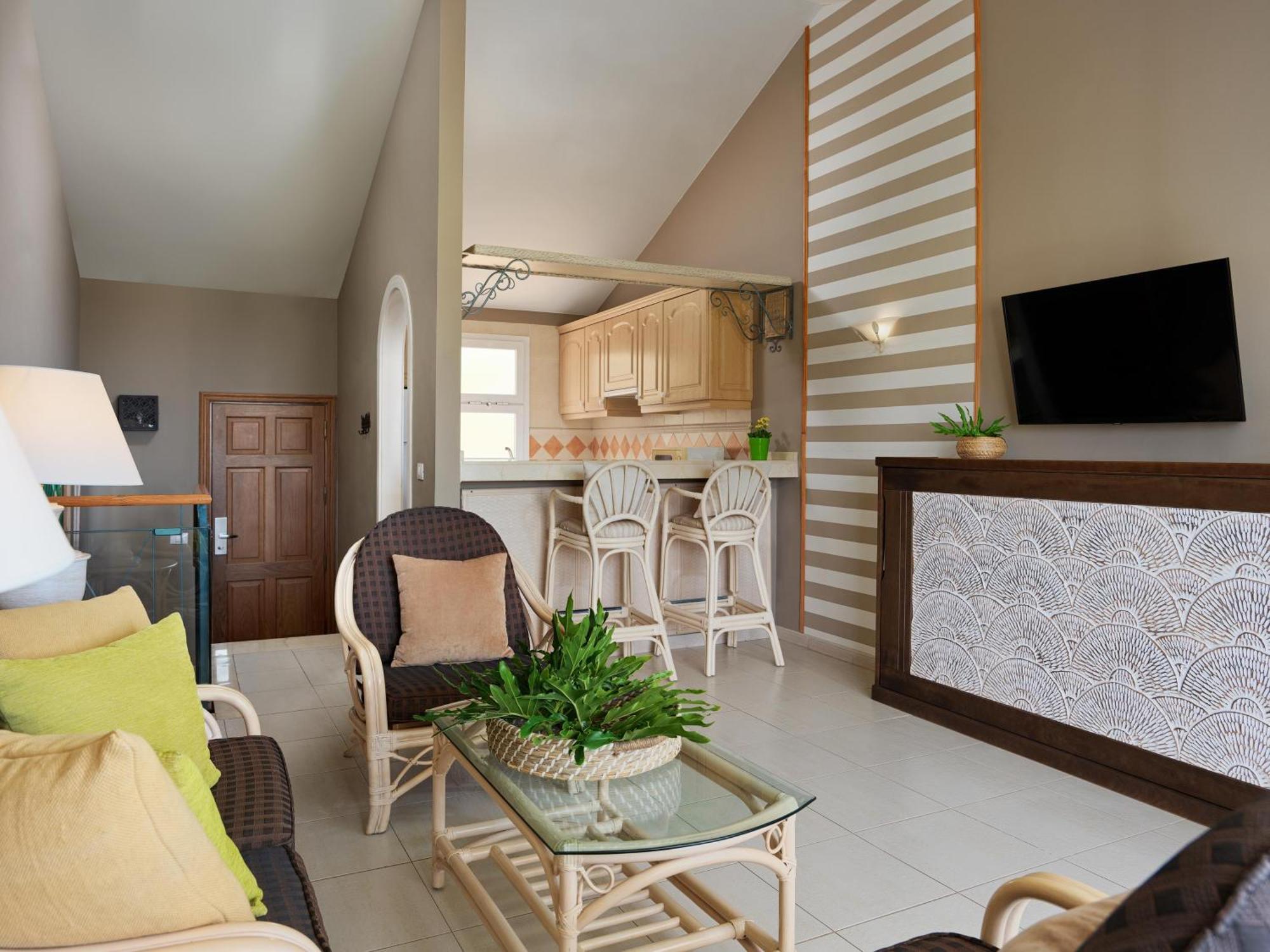 One-Bedroom Suite